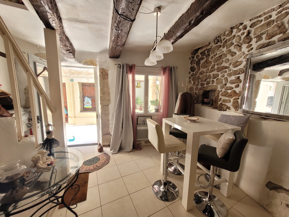 2 bedroom House in Saint Genies De Fontedit, Herault, France – sg119000e