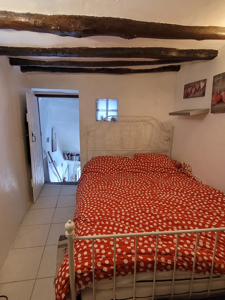 2 bedroom House in Saint Genies De Fontedit, Herault, France – sg119000e