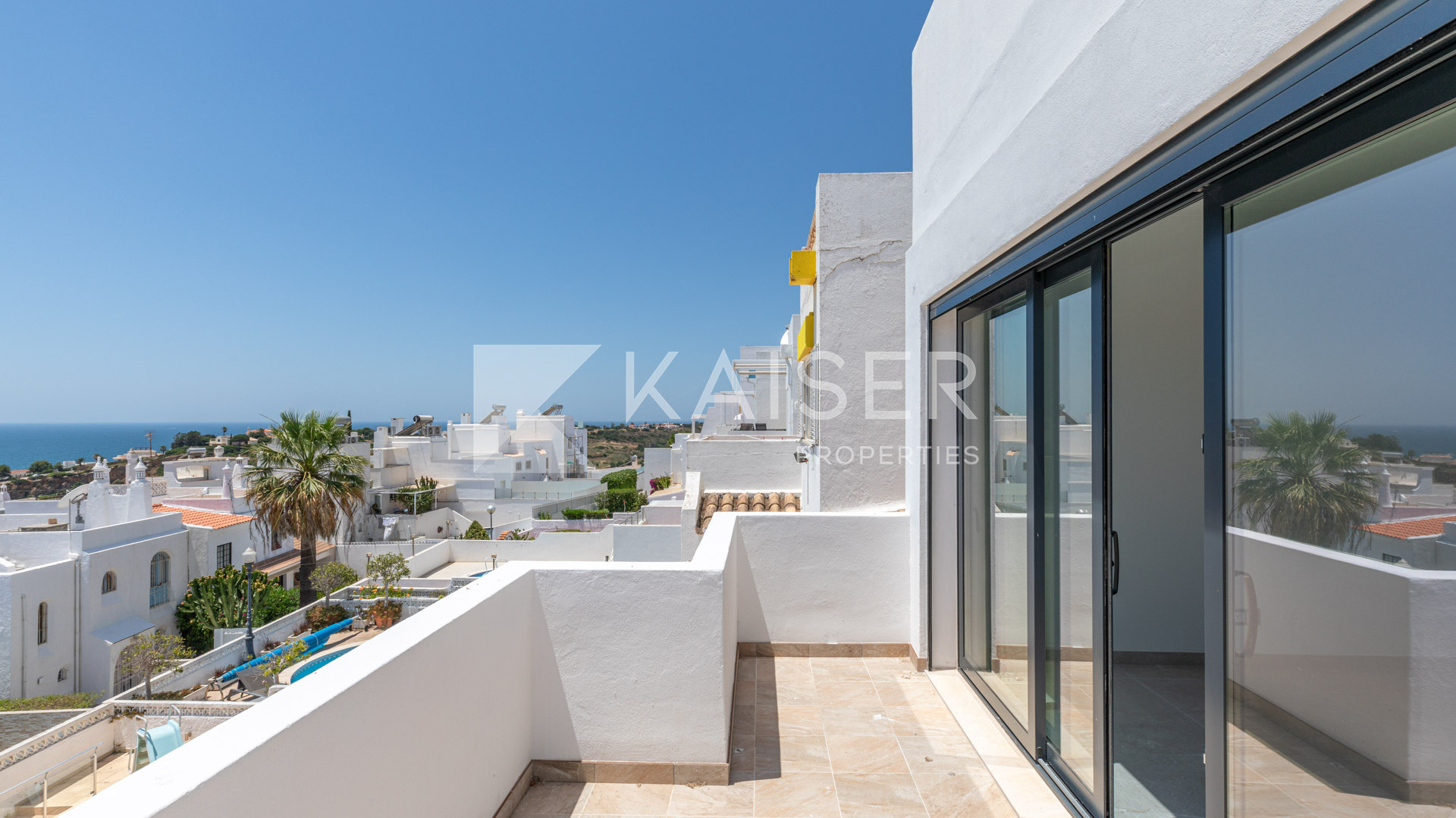 3 bedroom Townhouse house in Albufeira, Portugal – KP1355