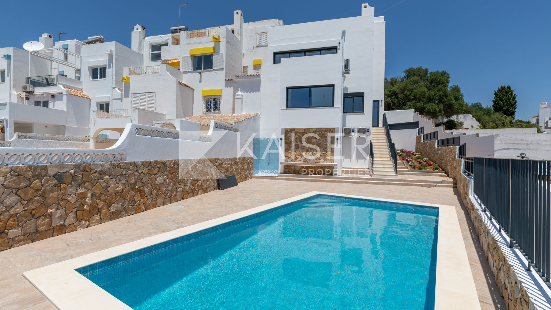 3 bedroom Townhouse house in Albufeira, Portugal – KP1355