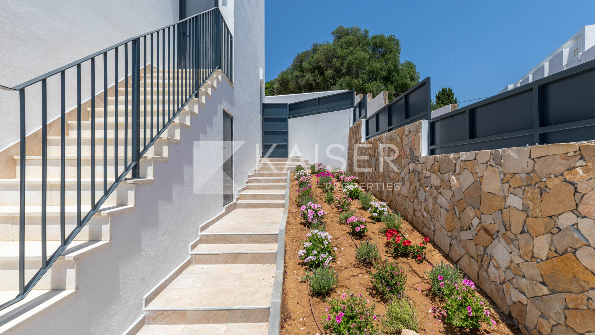 3 bedroom Townhouse house in Albufeira, Portugal – KP1355