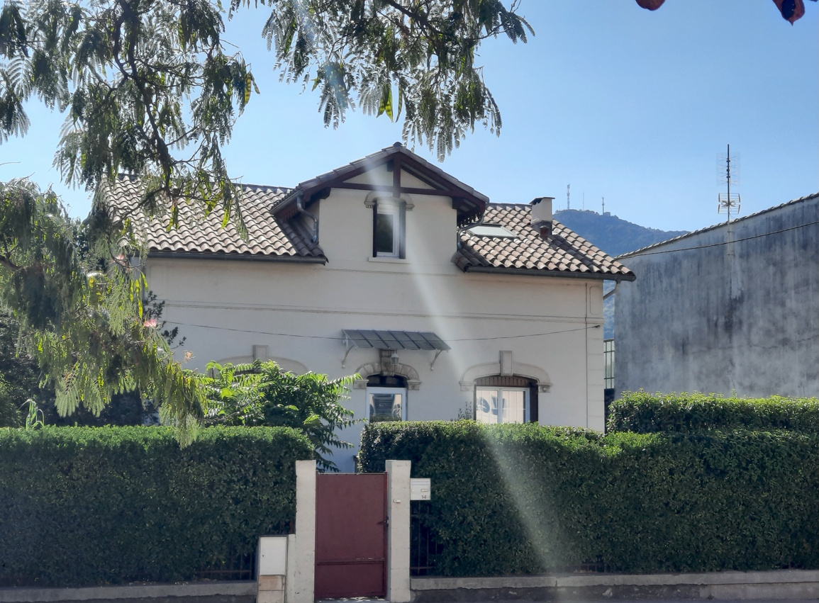 3 bedroom Detached House in Herepian, Herault, France – bh315000eee