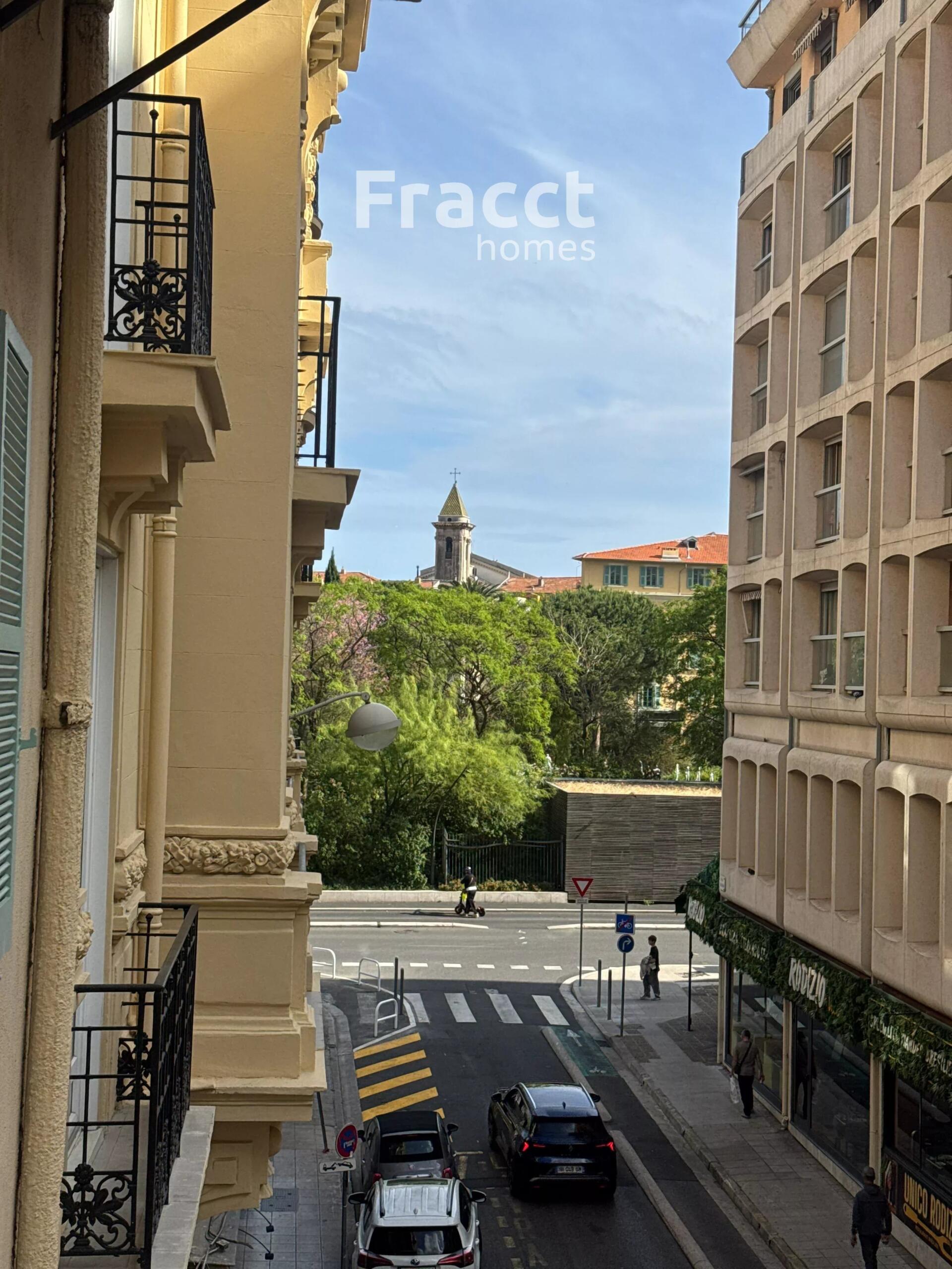 Apartment in Nice, Alpes-Maritimes, France – 87036336