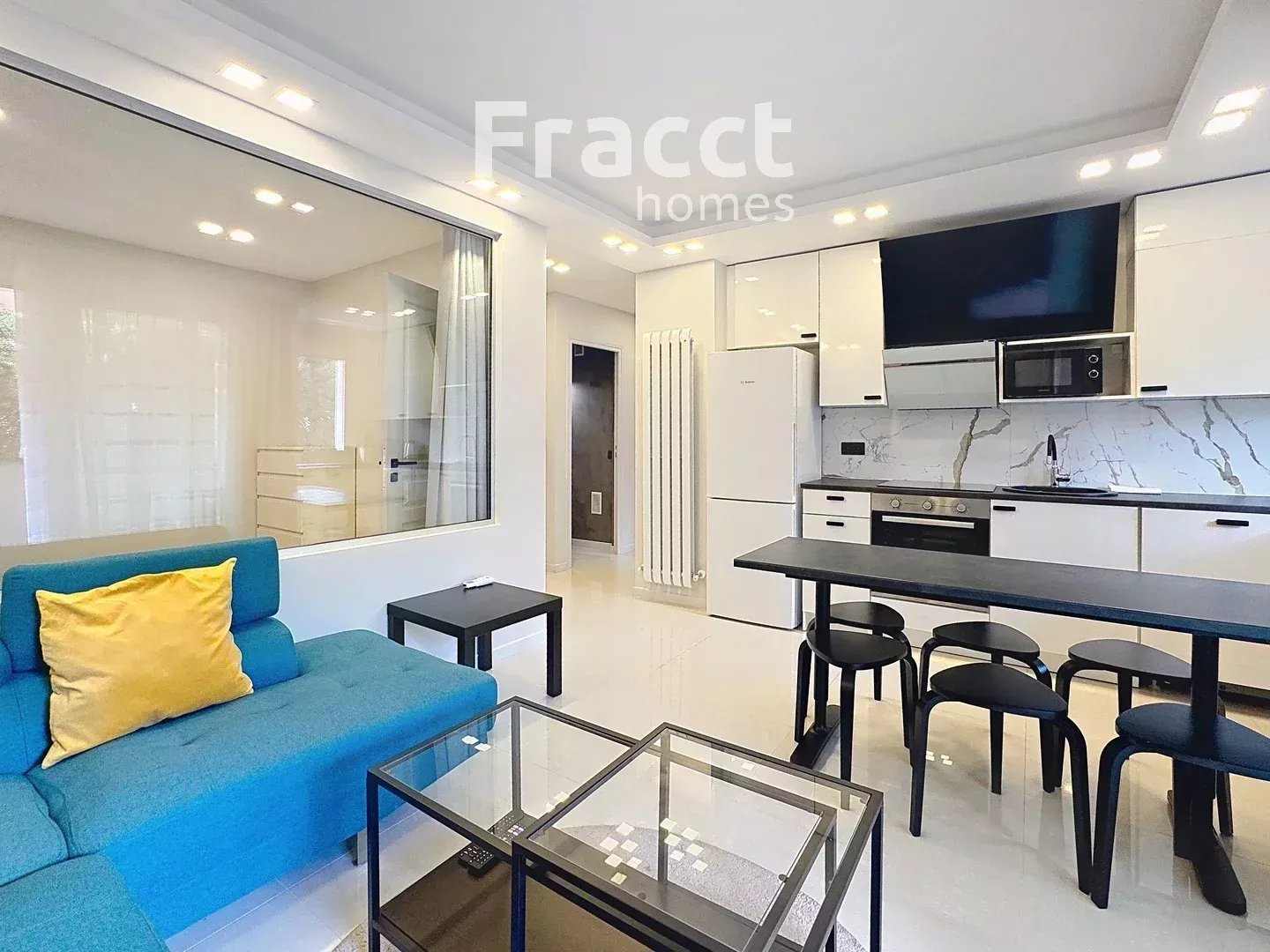 Apartment in Menton, Alpes-Maritimes, France – 86480318