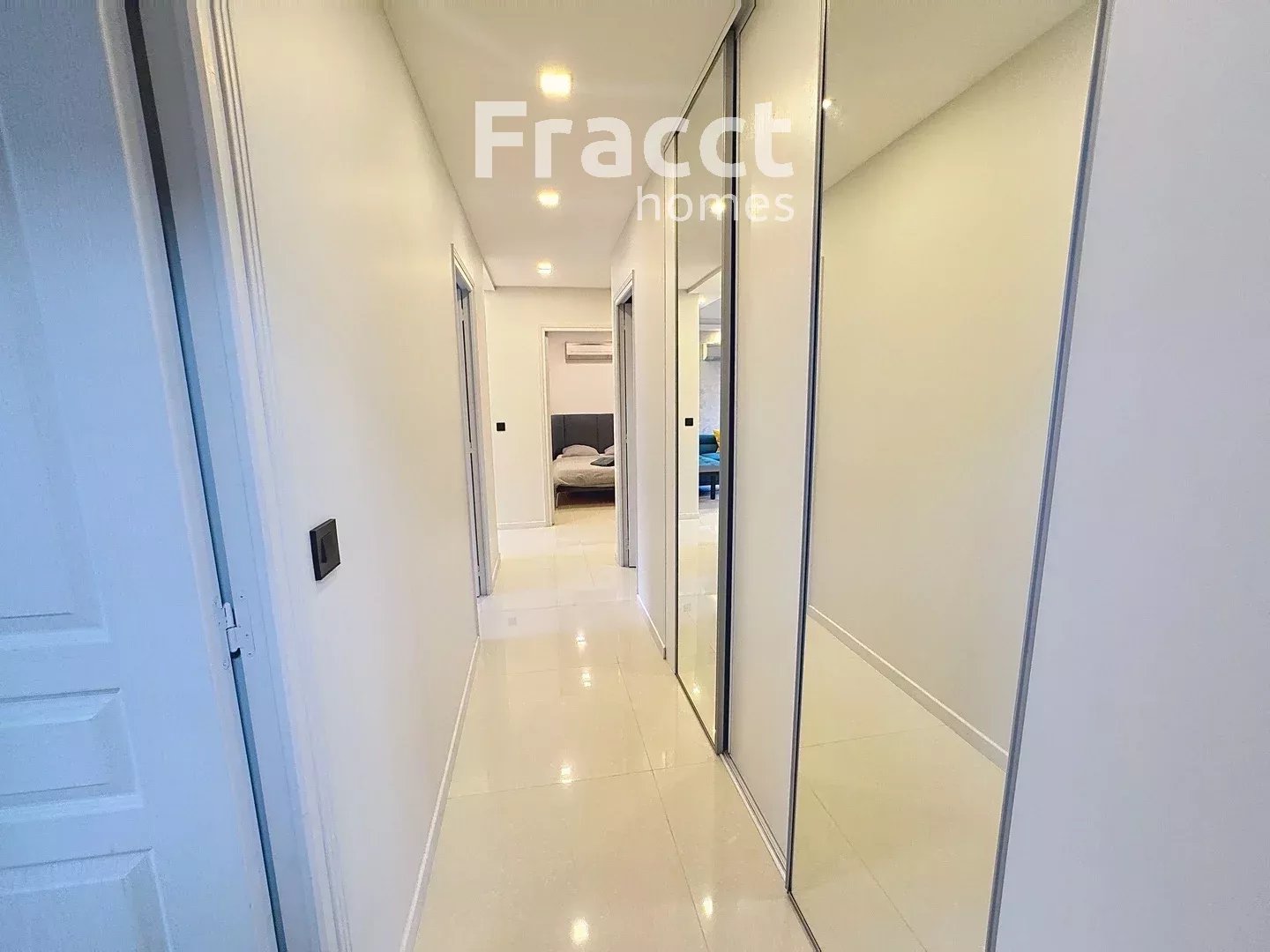 Apartment in Menton, Alpes-Maritimes, France – 86480318