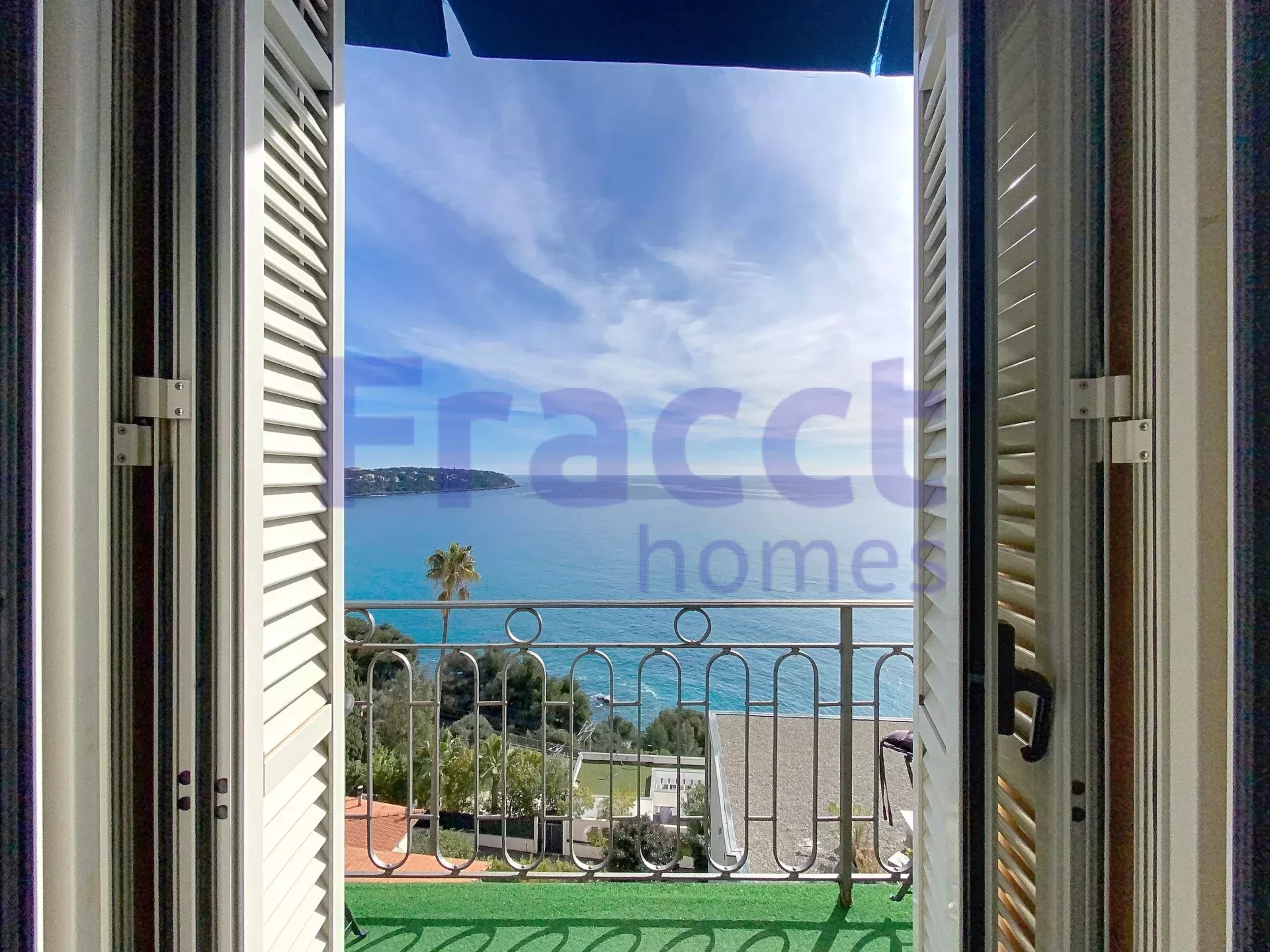 2 bedroom Apartment in Roquebrune-Cap-Martin, Alpes-Maritimes, France – 86401996