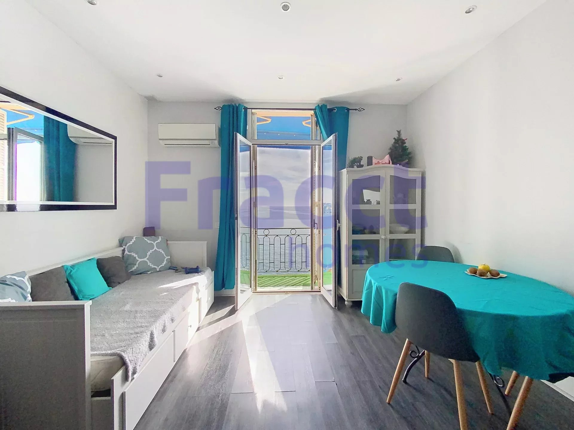 2 bedroom Apartment in Roquebrune-Cap-Martin, Alpes-Maritimes, France – 86401996