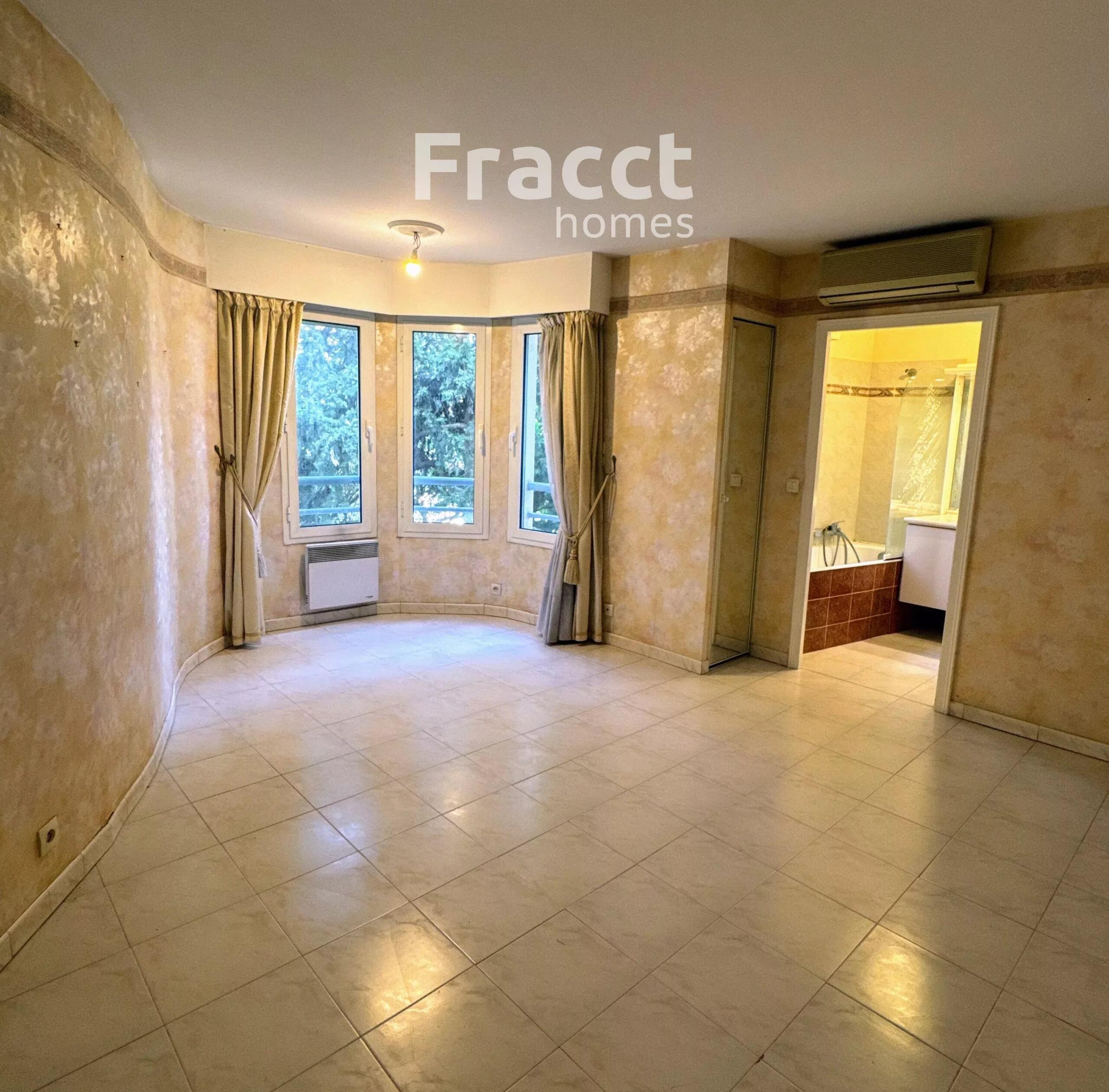 2 bedroom Apartment in Le Cannet, Alpes-Maritimes, France – 86690789
