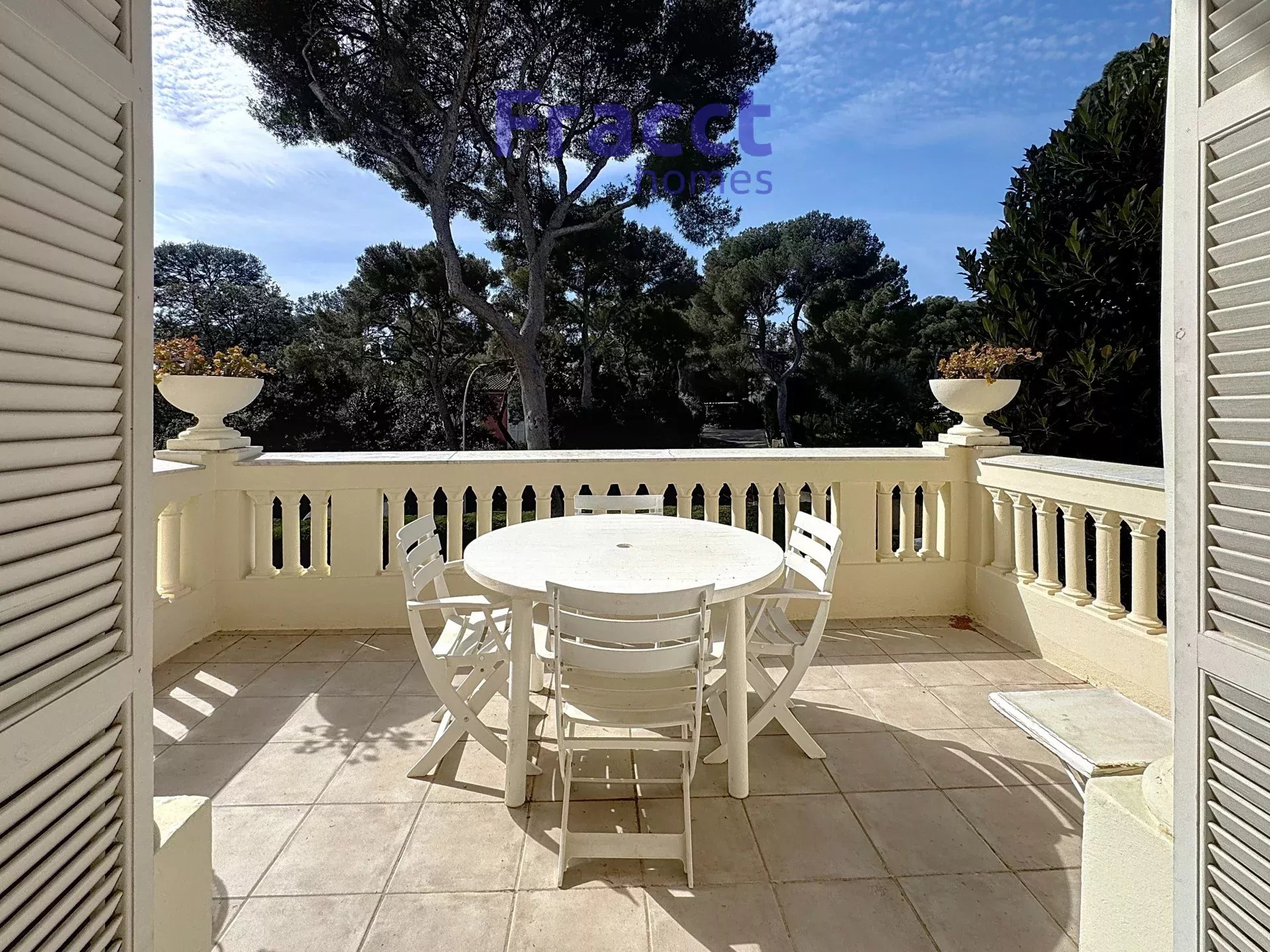 2 bedroom Apartment in Roquebrune-Cap-Martin, Alpes-Maritimes, France – 86424505