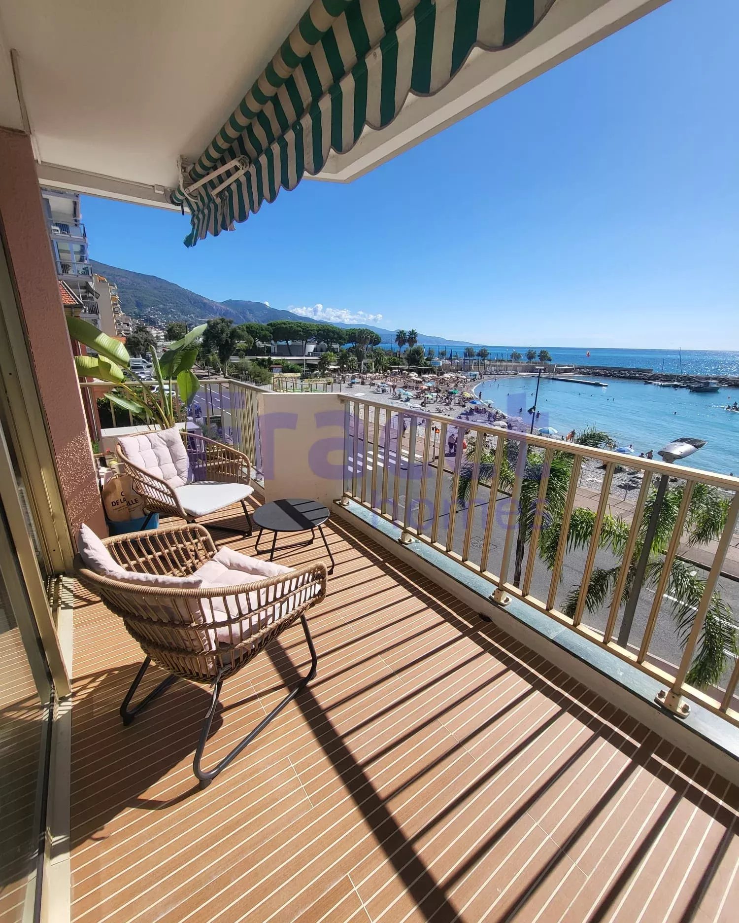 Apartment in Roquebrune-Cap-Martin, Alpes-Maritimes, France – 86370796