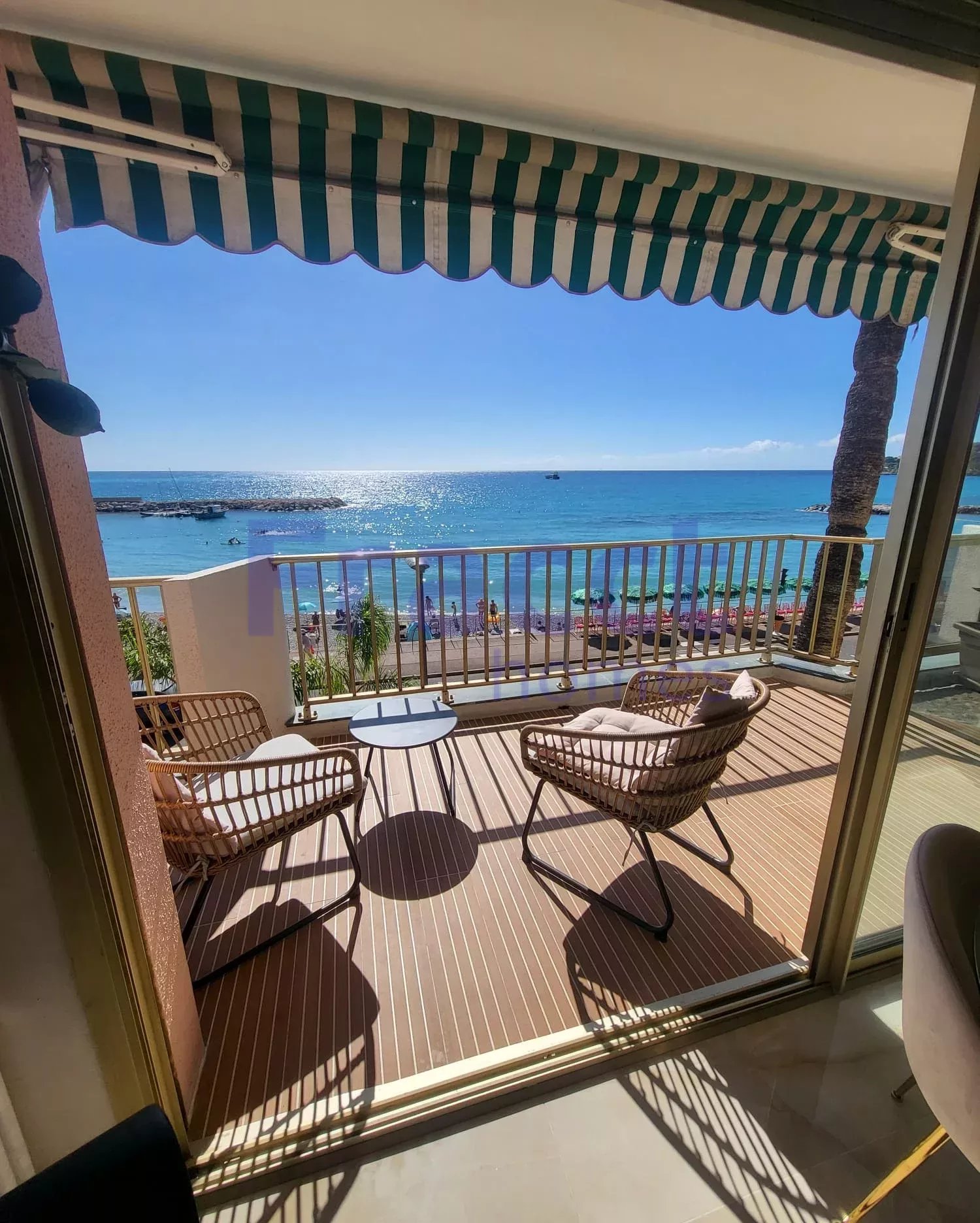 Apartment in Roquebrune-Cap-Martin, Alpes-Maritimes, France – 86370796
