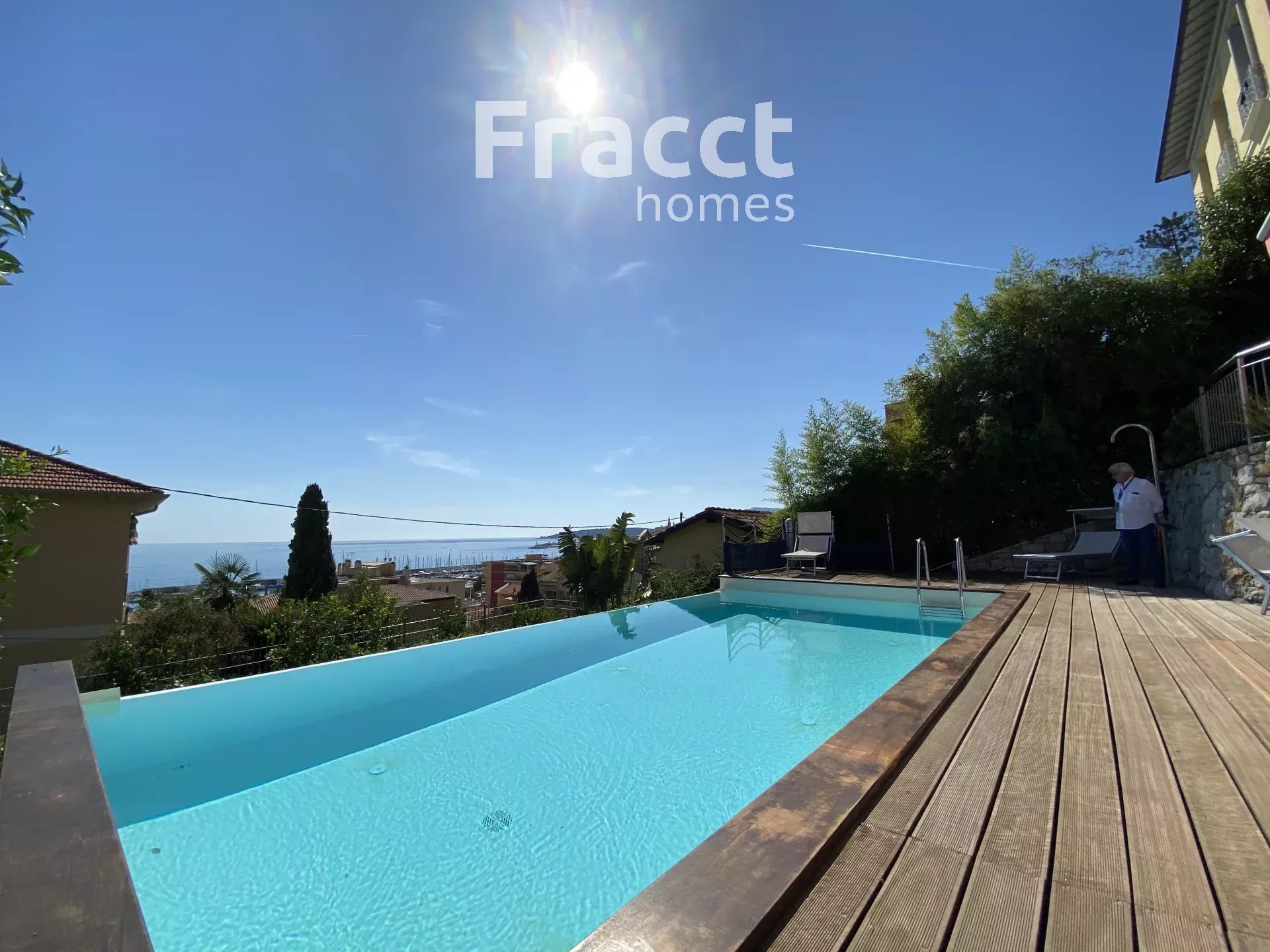 Apartment in Menton, Alpes-Maritimes, France – 86462046