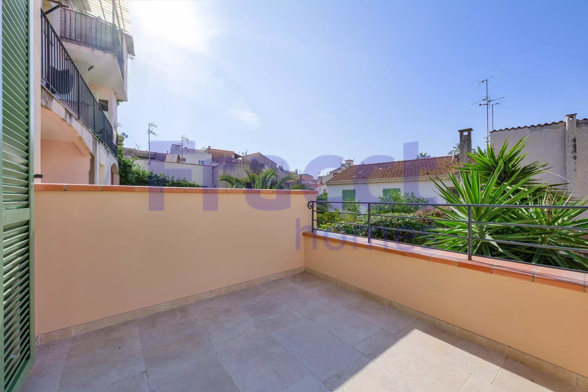 3 bedroom Apartment in Antibes, Alpes-Maritimes, France – 86382982