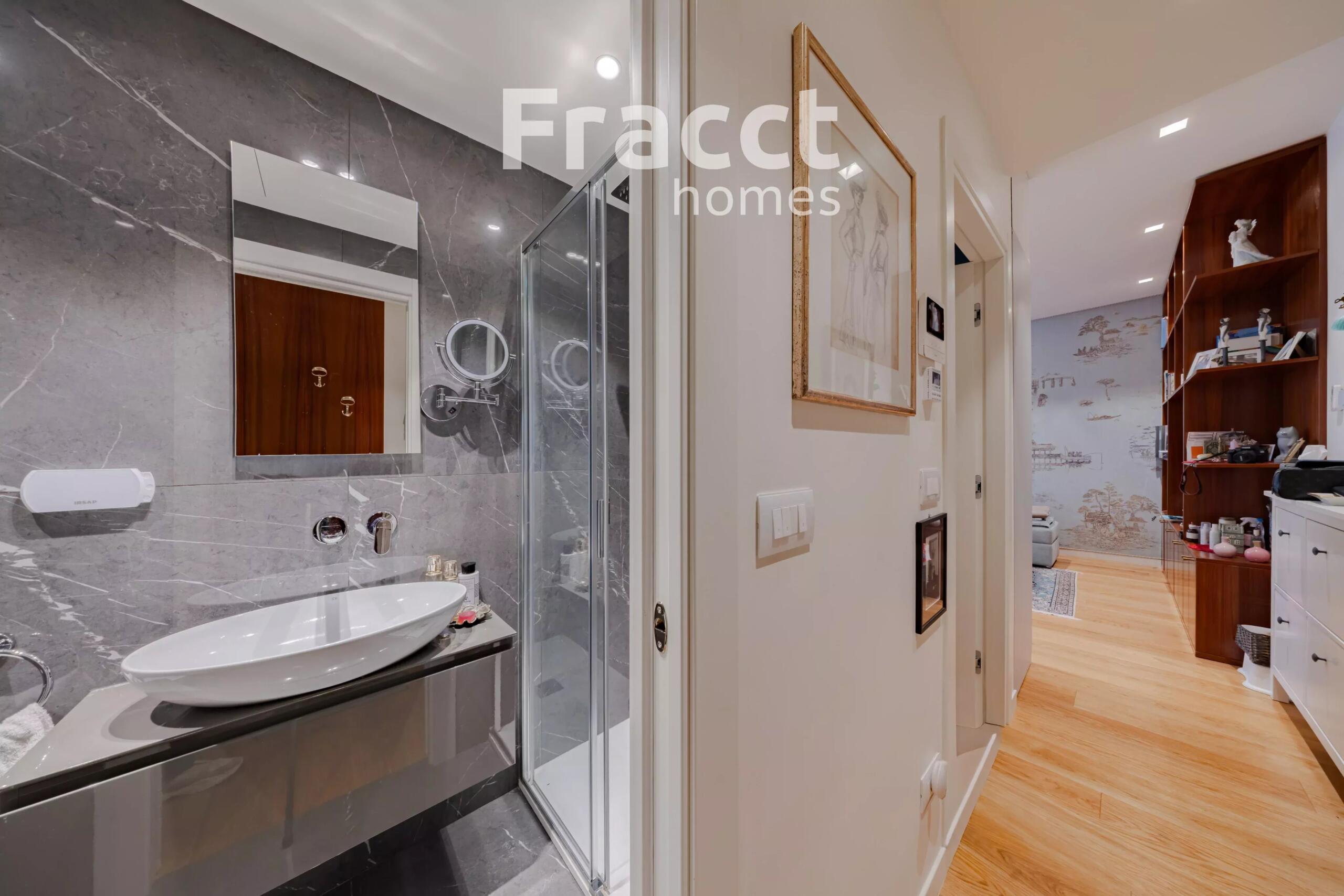 1 bedroom Apartment in Monaco, Monaco – 87032253