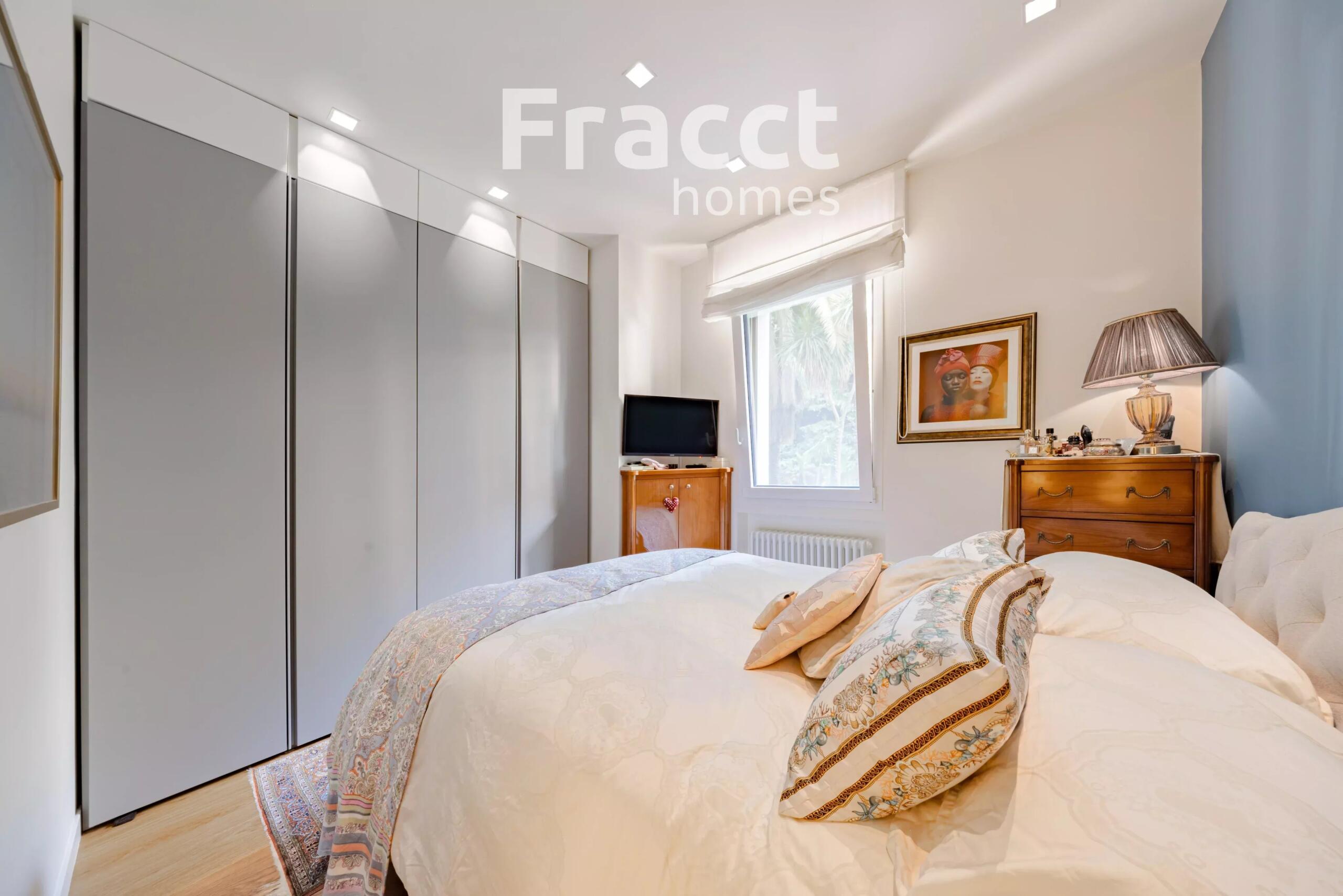 1 bedroom Apartment in Monaco, Monaco – 87032253