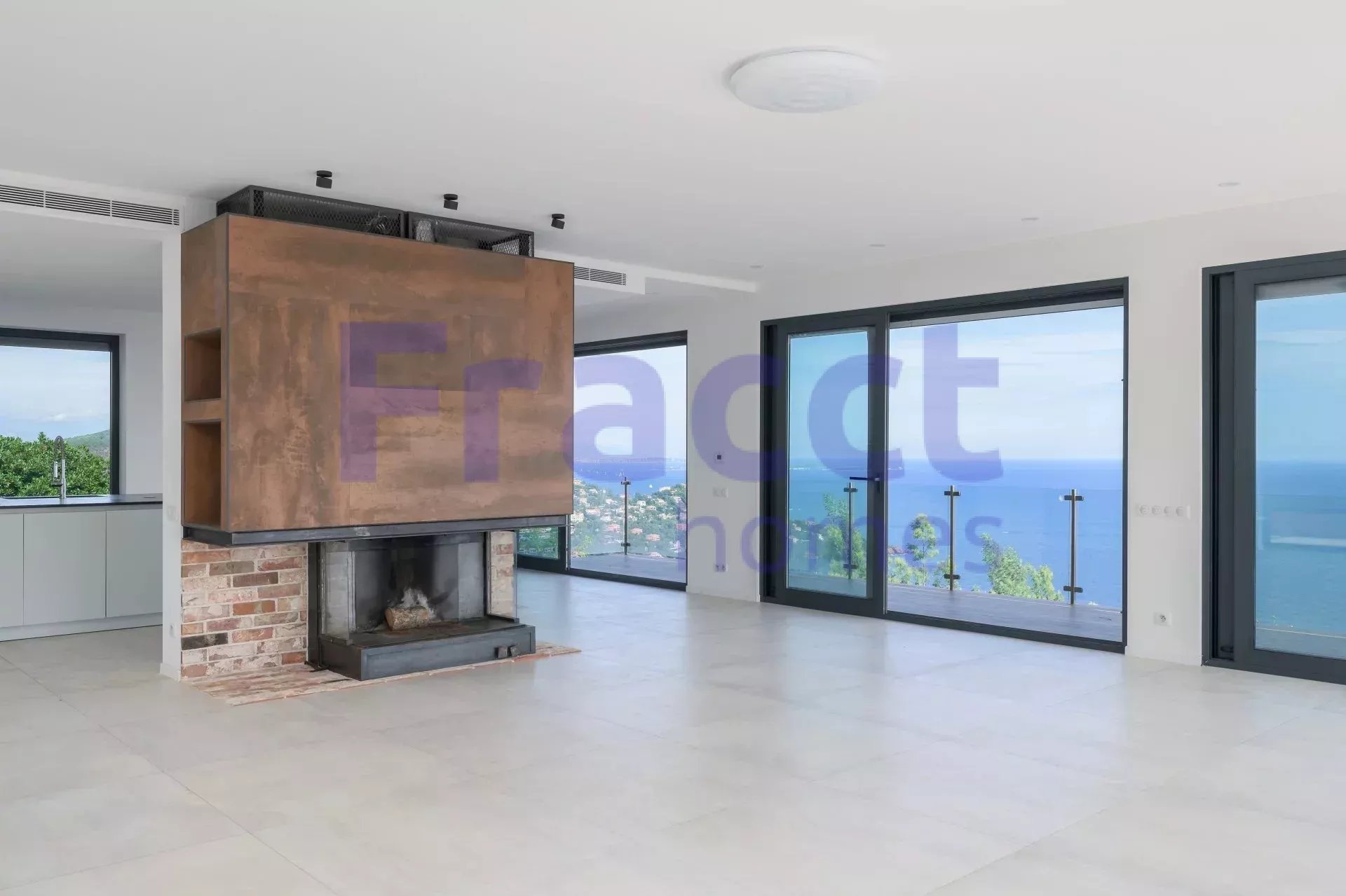 Villa in Saint-Raphaël, Var, France – 86382863