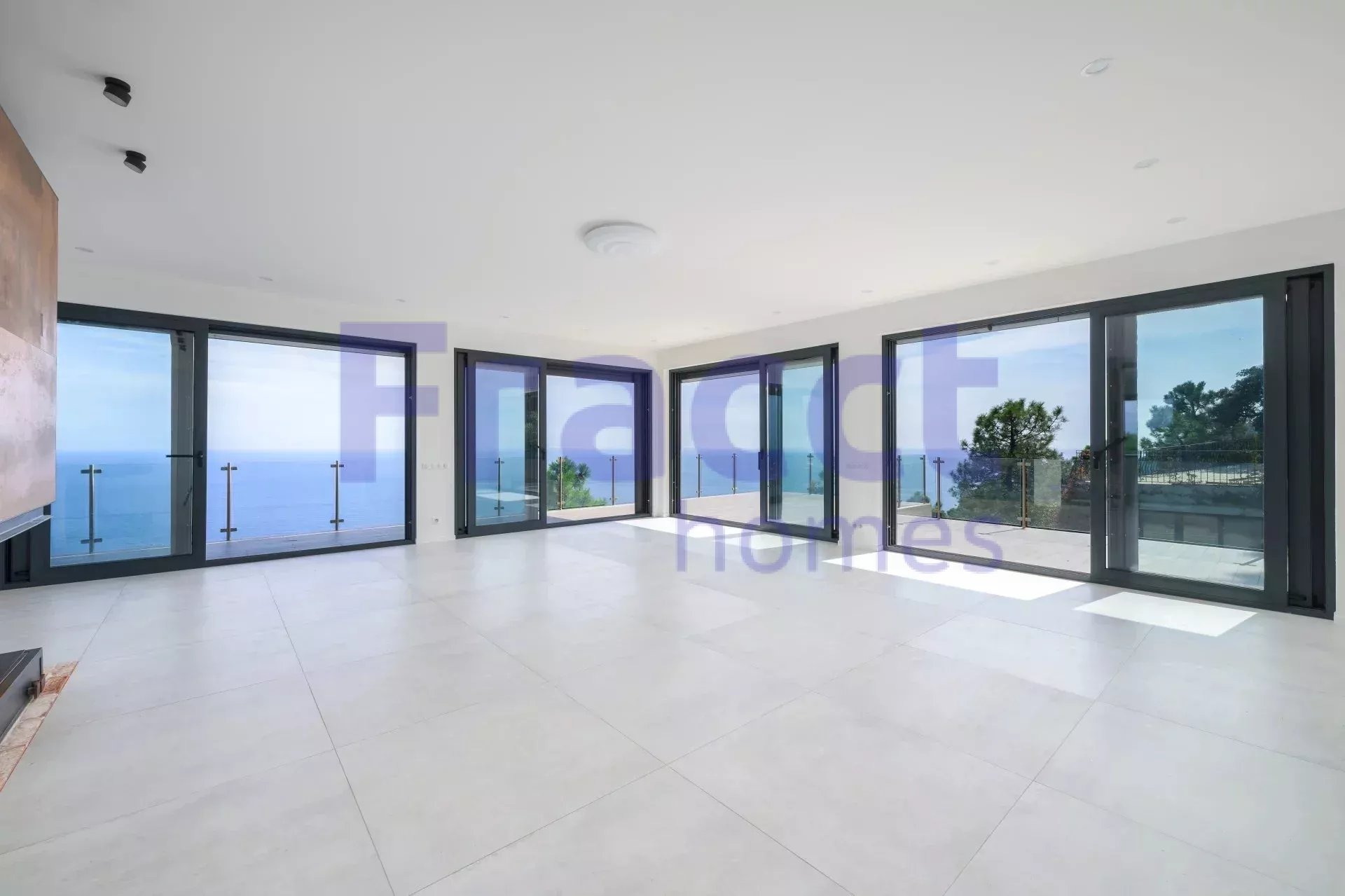 Villa in Saint-Raphaël, Var, France – 86382863