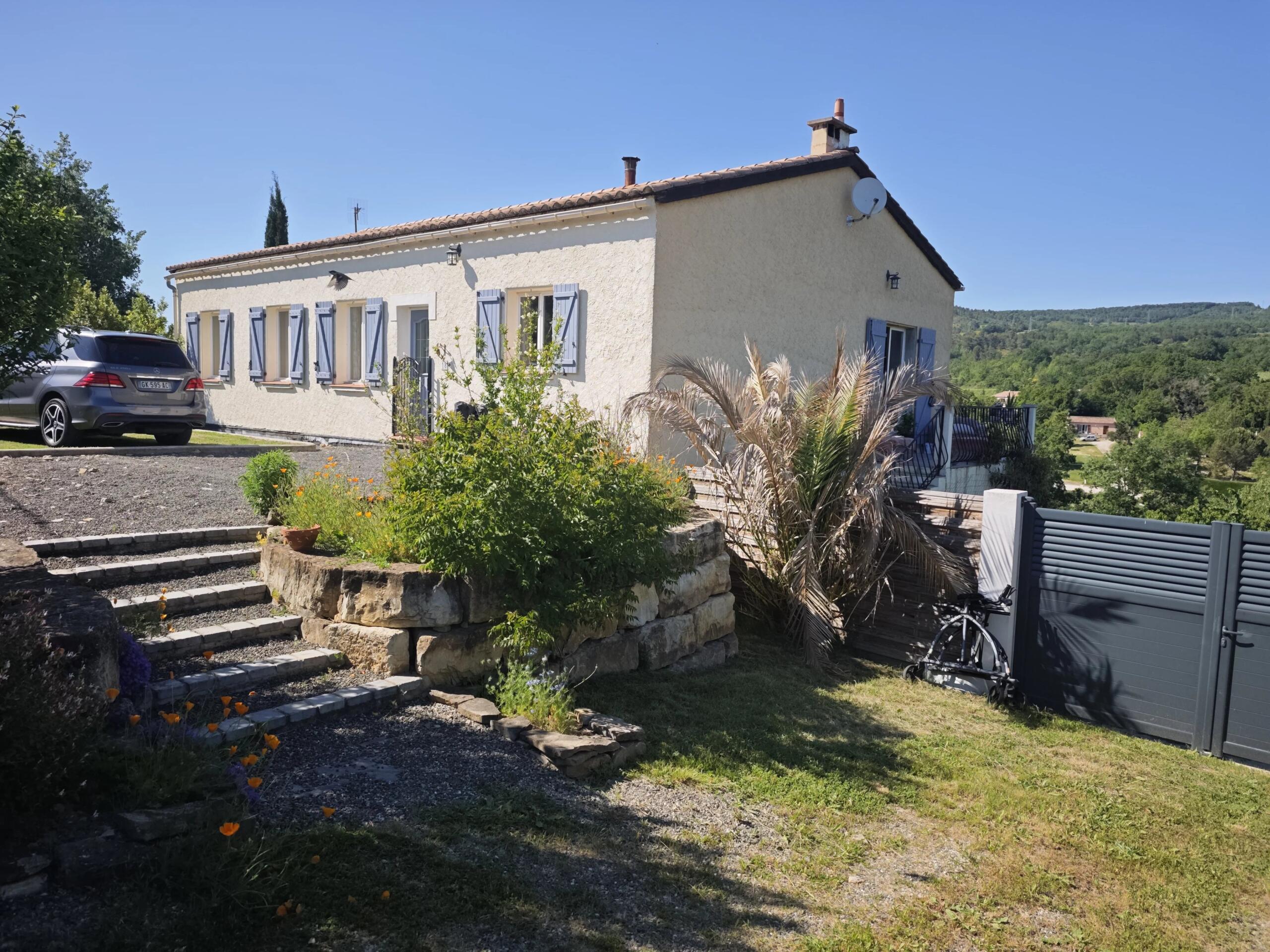 Spacious Family Home with Pool, Land and Superb Views of  Bugarach, Languedoc-Roussillon – France – BVI85661