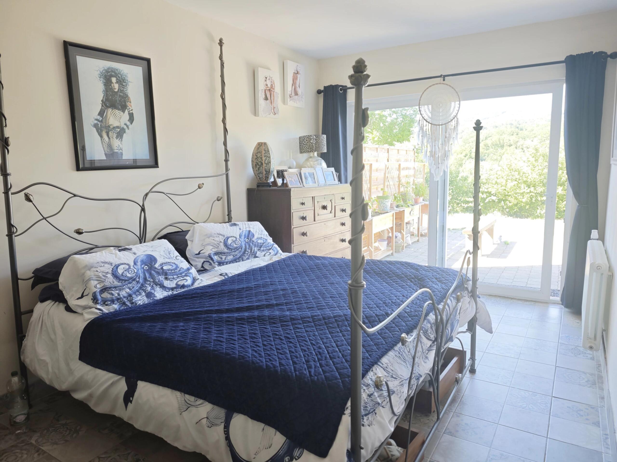 Spacious Family Home with Pool, Land and Superb Views of  Bugarach, Languedoc-Roussillon – France – BVI85661