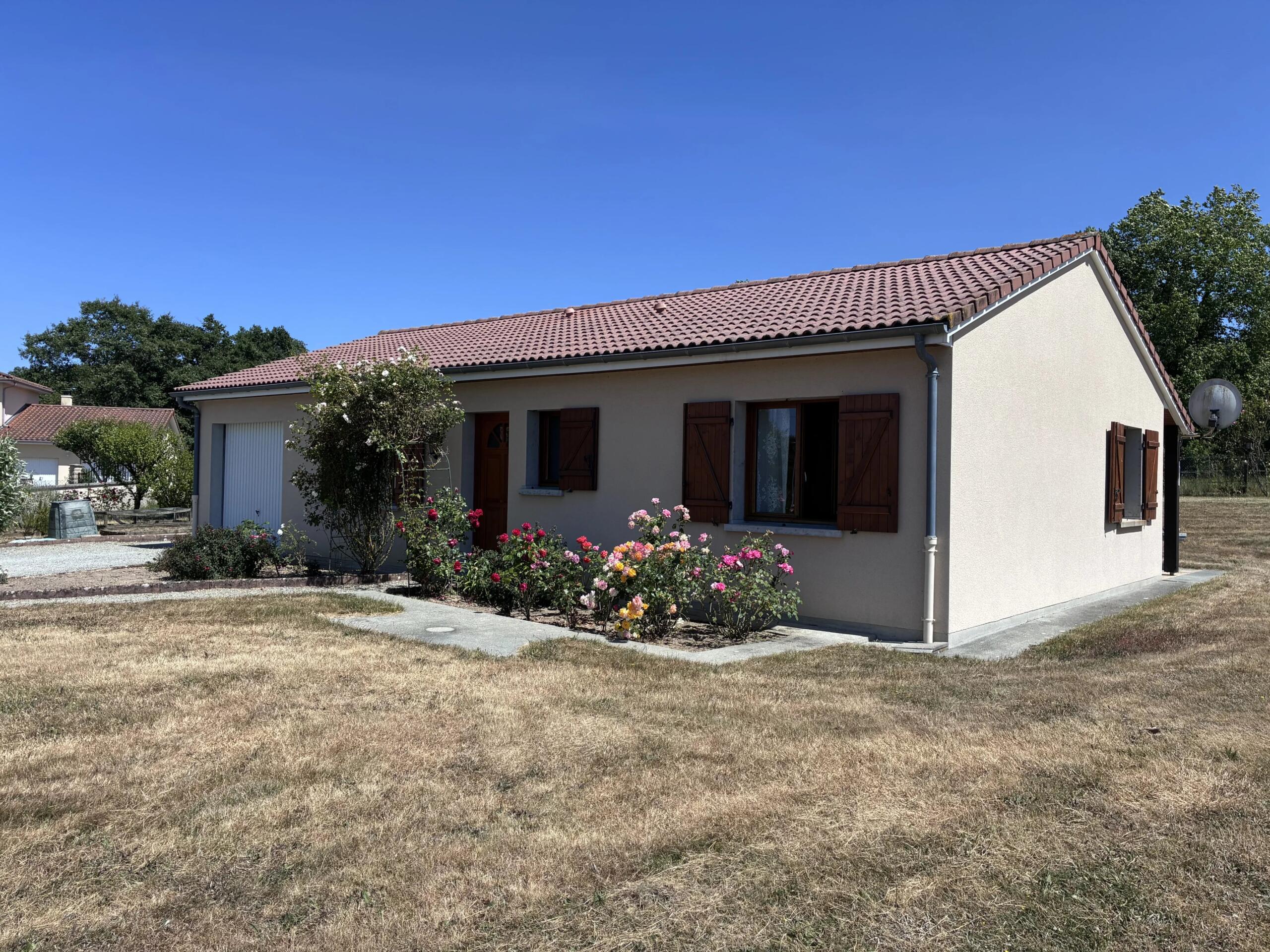 Perfect bungalow!, Limousin – France – BVI86077