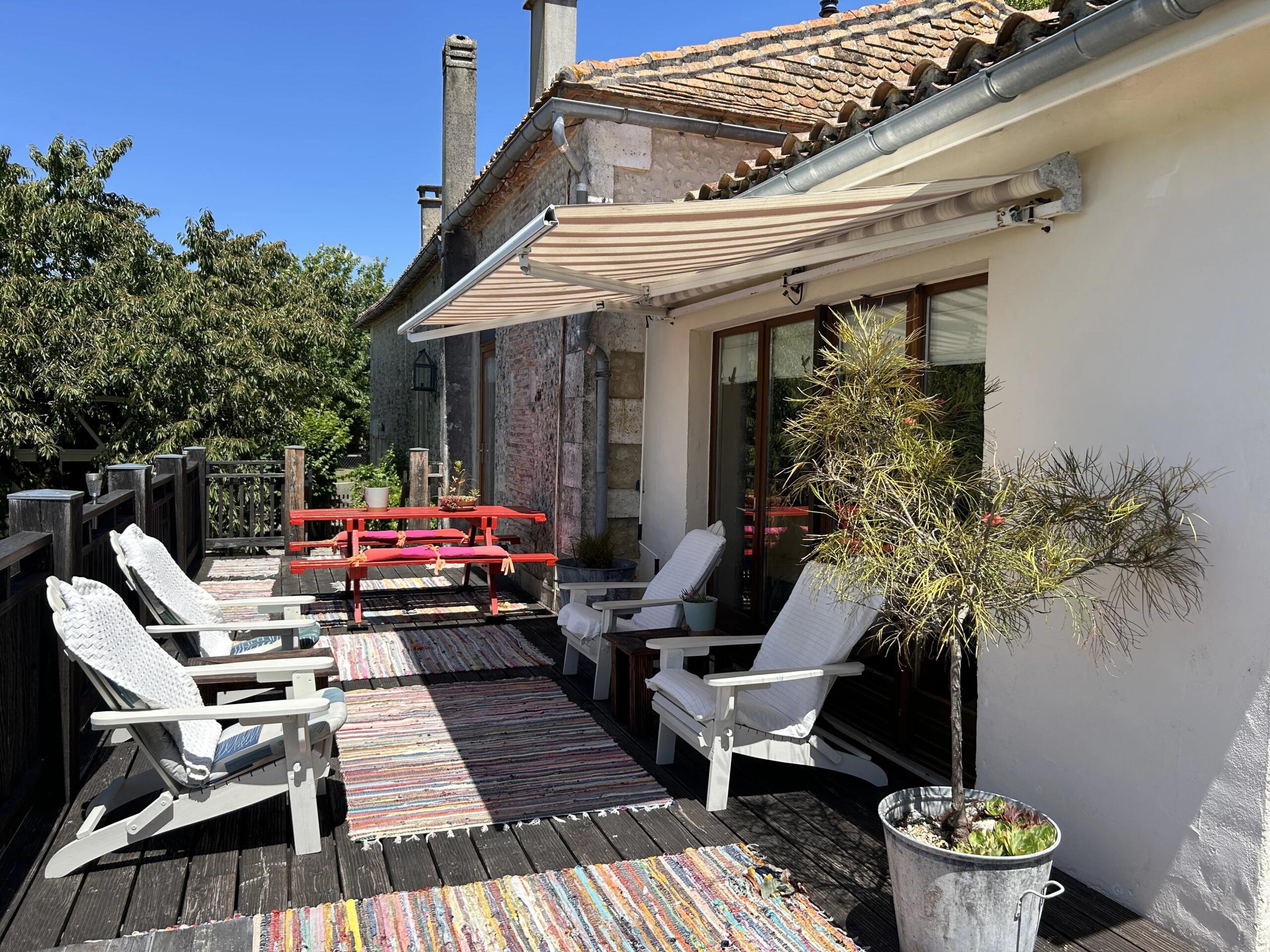4 bed, stone built, character detached village property, Poitou-Charentes – France – BVI86120
