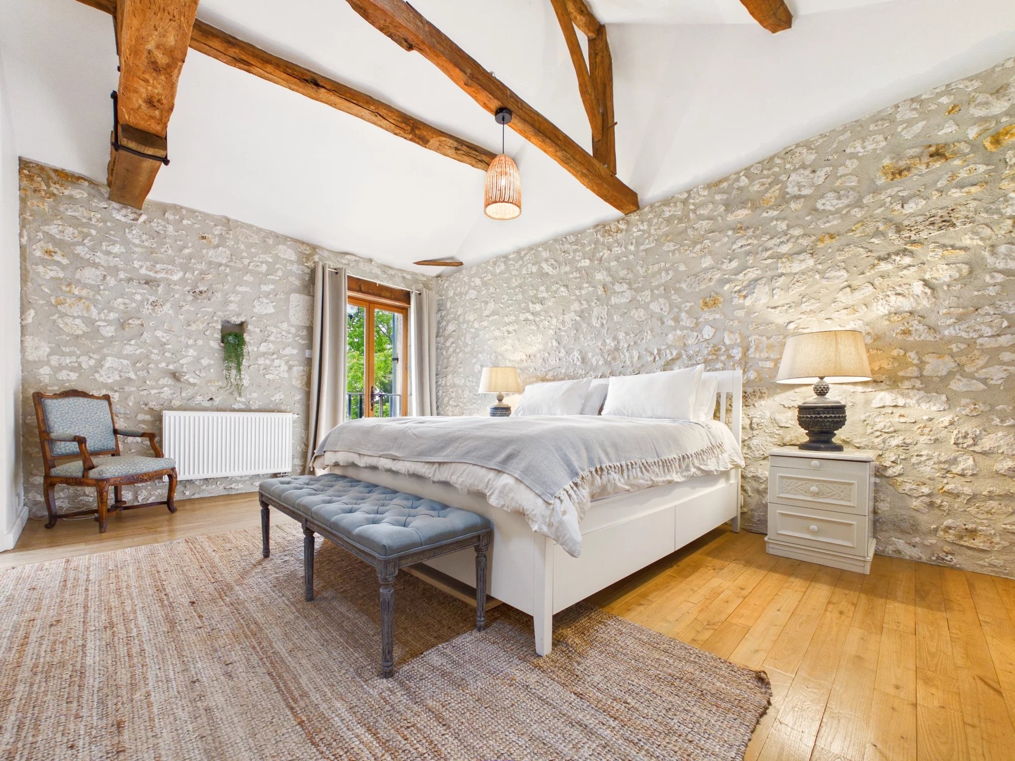 Stone farmhouse with three guest accommodations in a secluded setting, Aquitaine – France – BVI85433