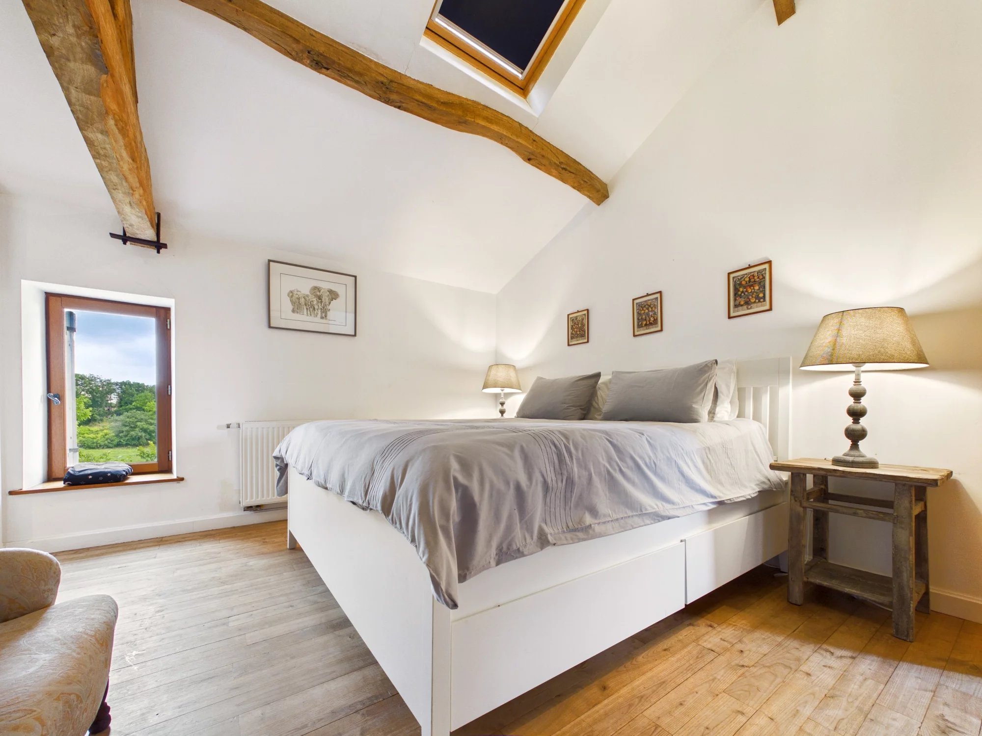 Stone farmhouse with three guest accommodations in a secluded setting, Aquitaine – France – BVI85433