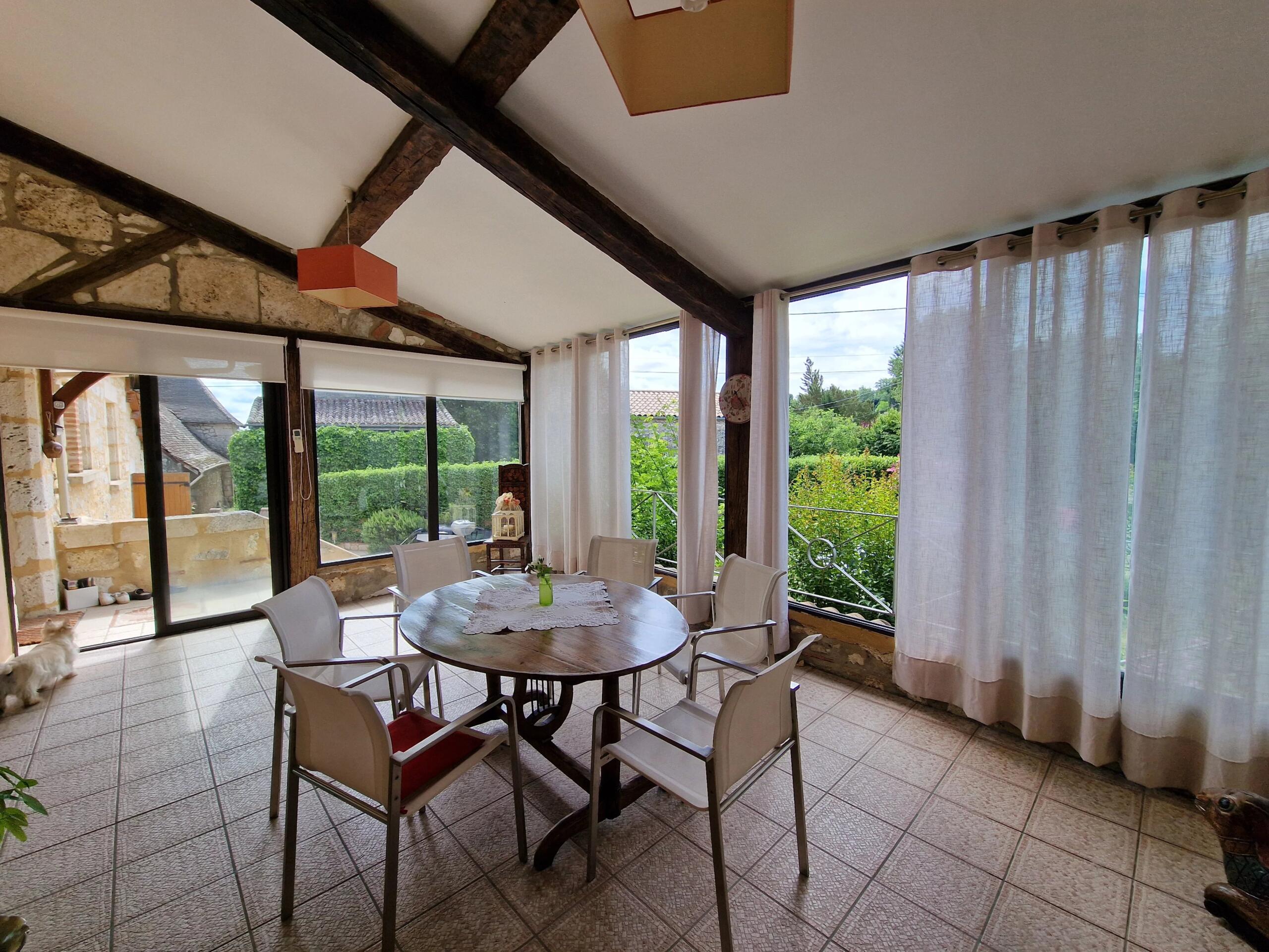 4 bedroom character property near Bergerac, Aquitaine – France – BVI85955