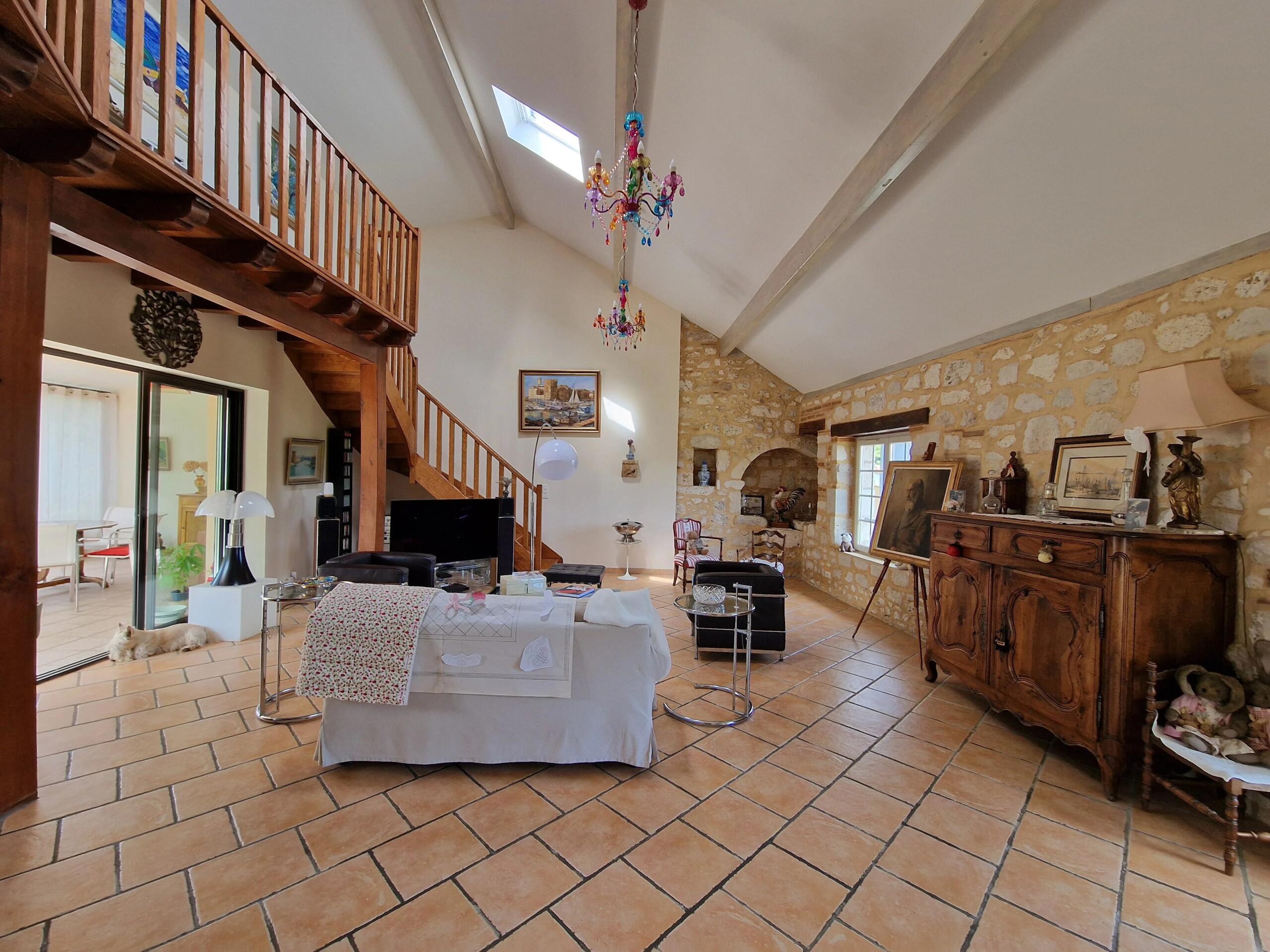 4 bedroom character property near Bergerac, Aquitaine – France – BVI85955