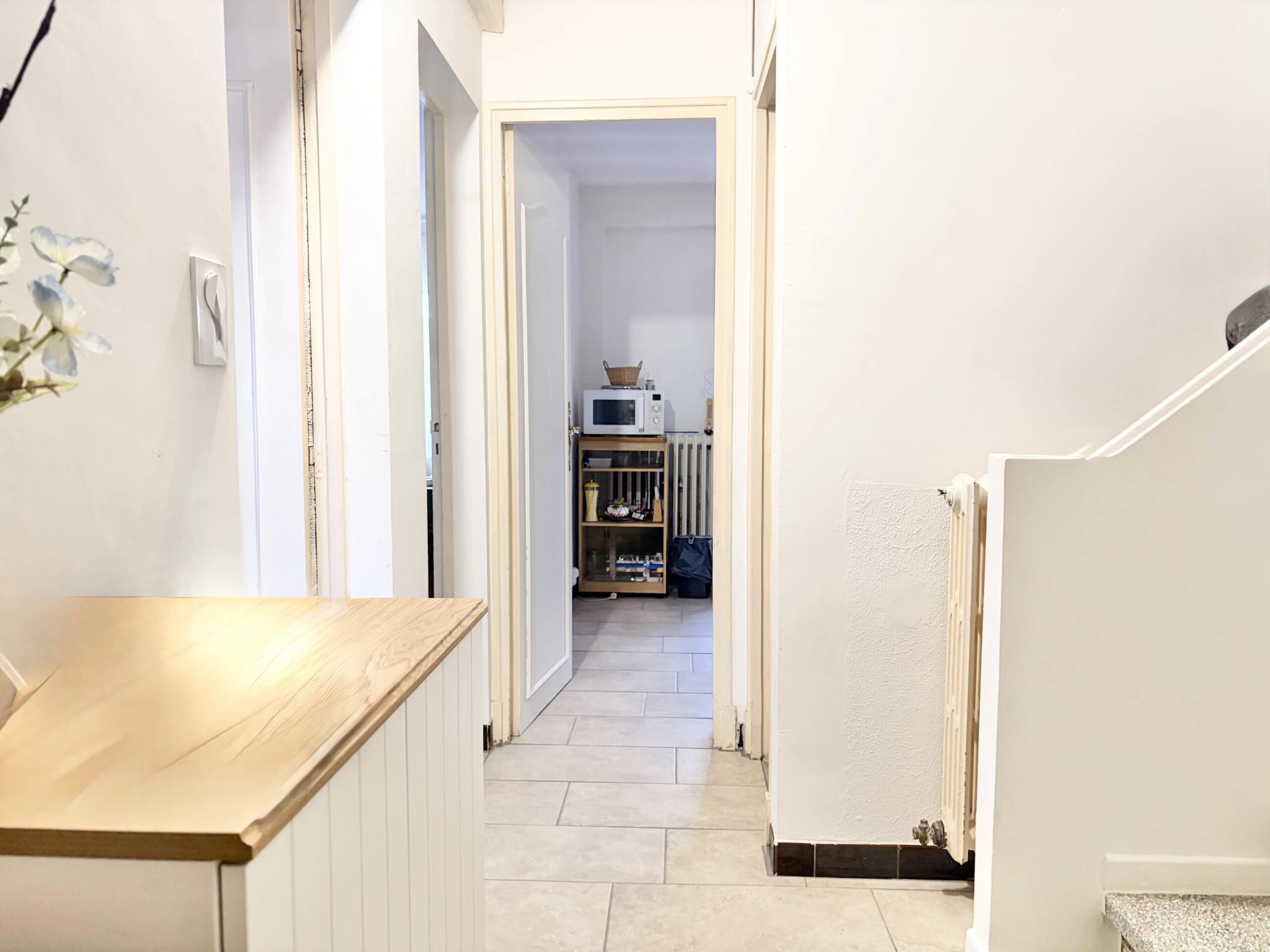 Priced to Sell – 3-Bedroom Town House with Patio Garden, Garage and Access to Carcassonne Centre, Languedoc-Roussillon – France – BVI86056