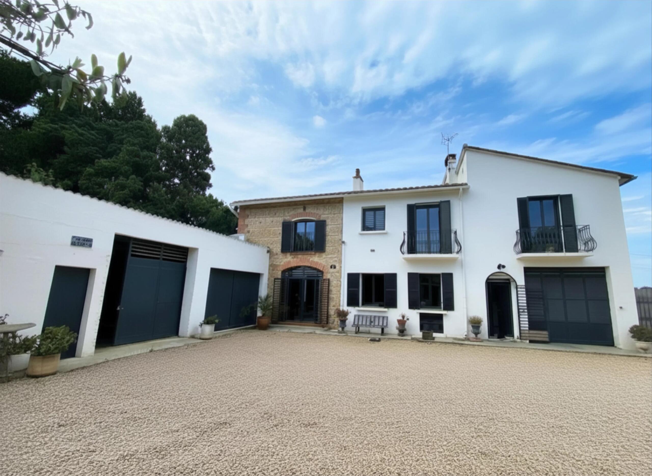 A hidden paradise at the gates of Perpignan and Spain, Languedoc-Roussillon – France – BVI85017