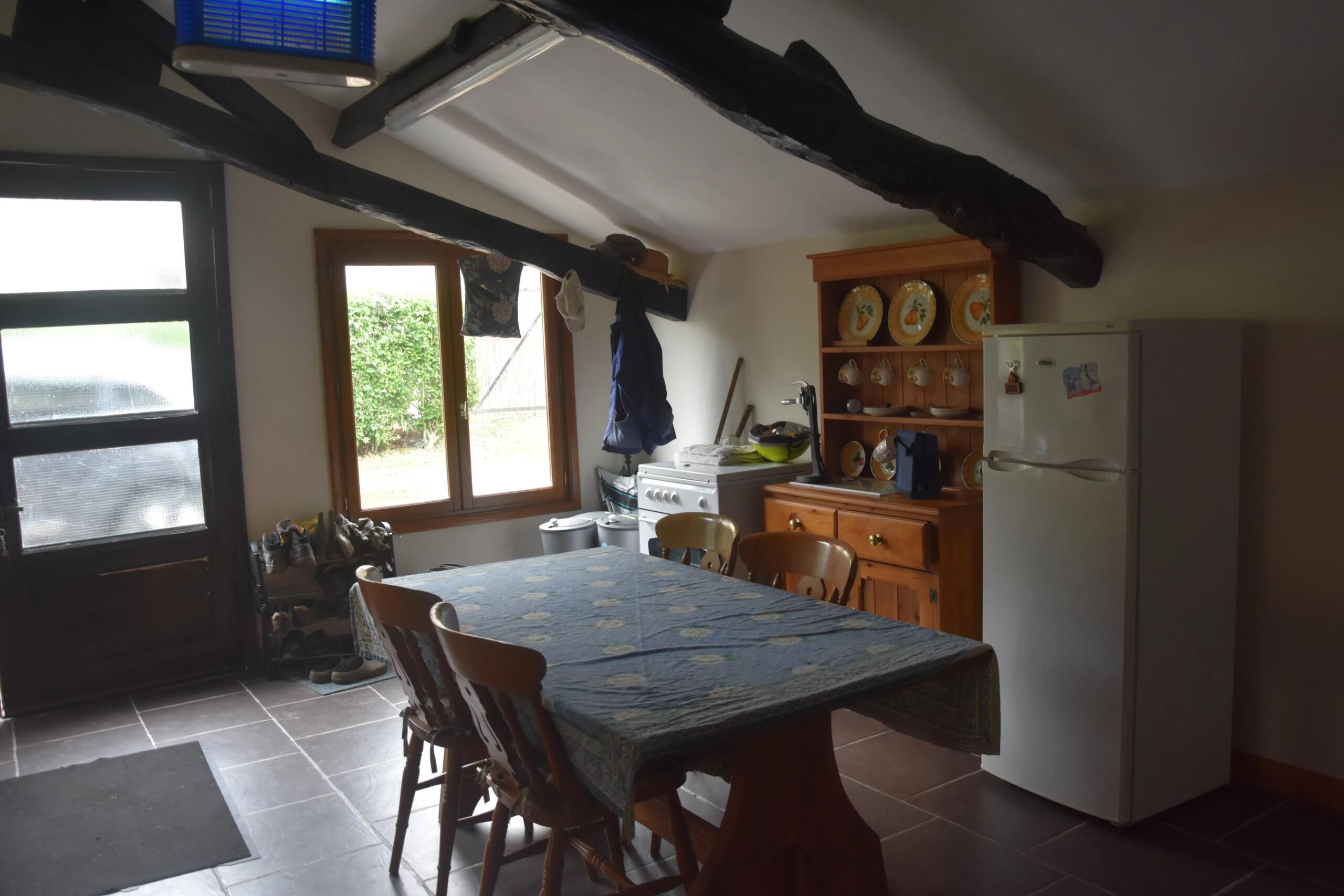 Charming Farmhouse in Peaceful Countryside Setting, Poitou-Charentes – France – BVI85980