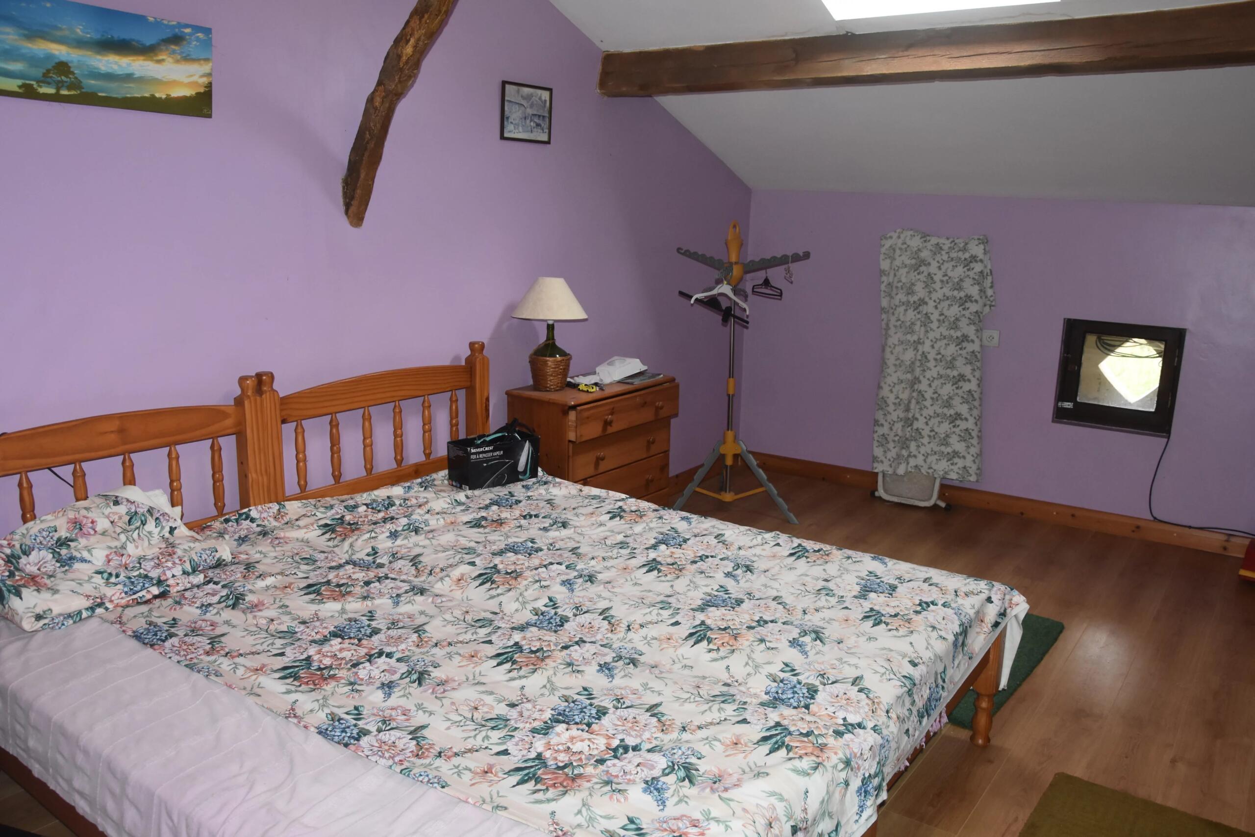 Charming Farmhouse in Peaceful Countryside Setting, Poitou-Charentes – France – BVI85980
