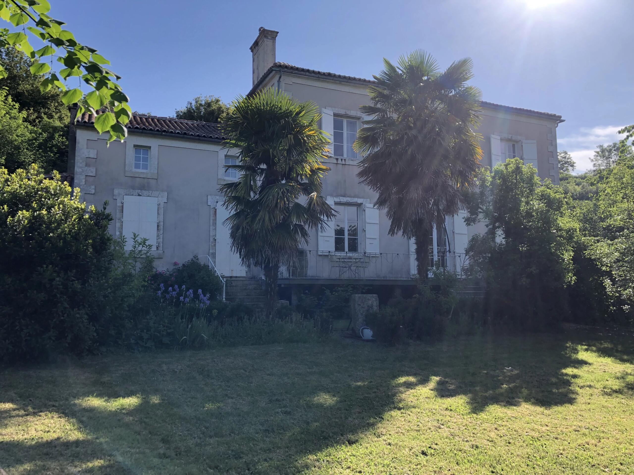 Large house with pool and beautiful gardens in a peaceful setting, Poitou-Charentes – France – BVI85049