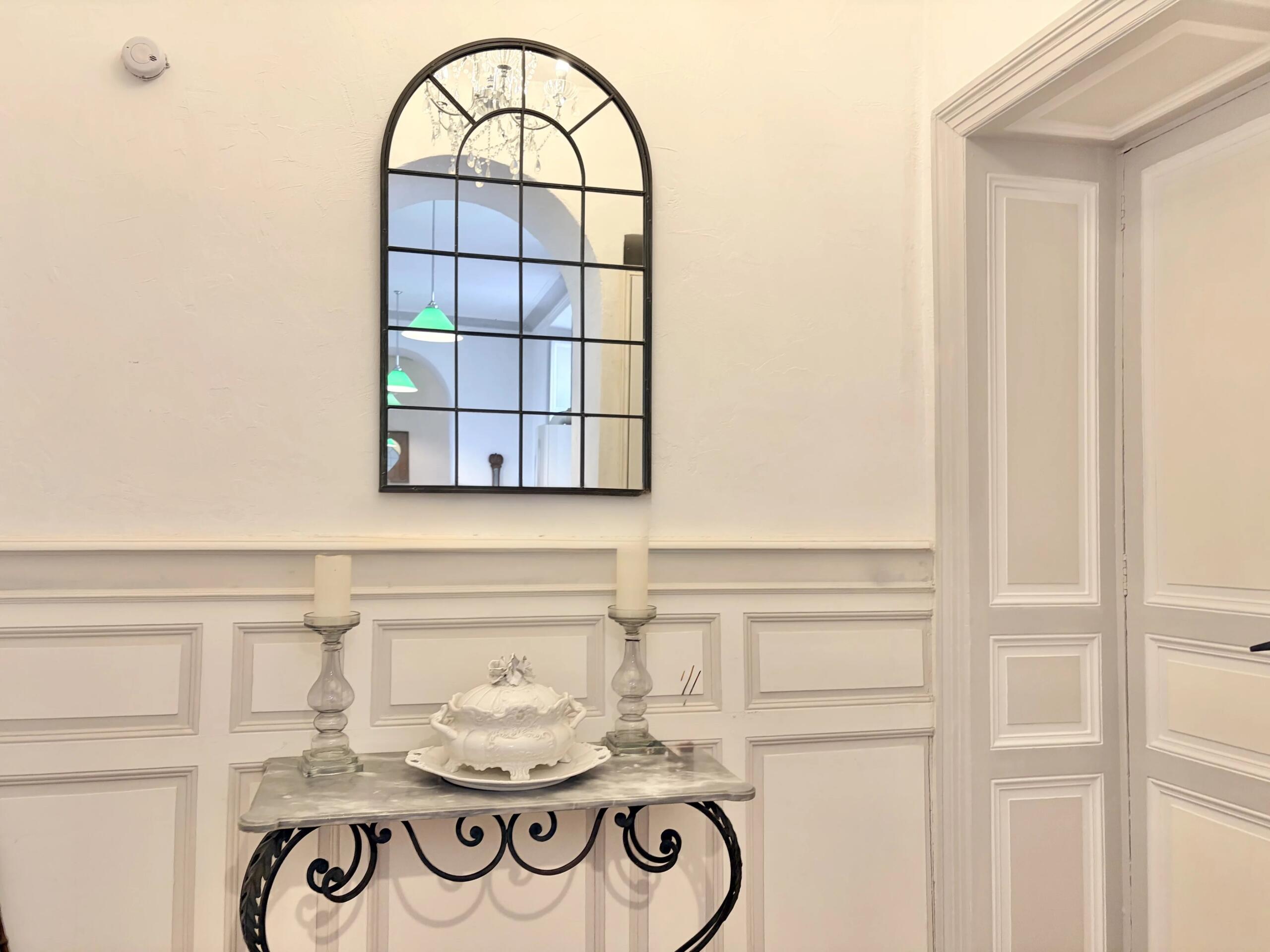 Location, Location, Location – In the Heart of Carcassonne, Languedoc-Roussillon – France – BVI85422