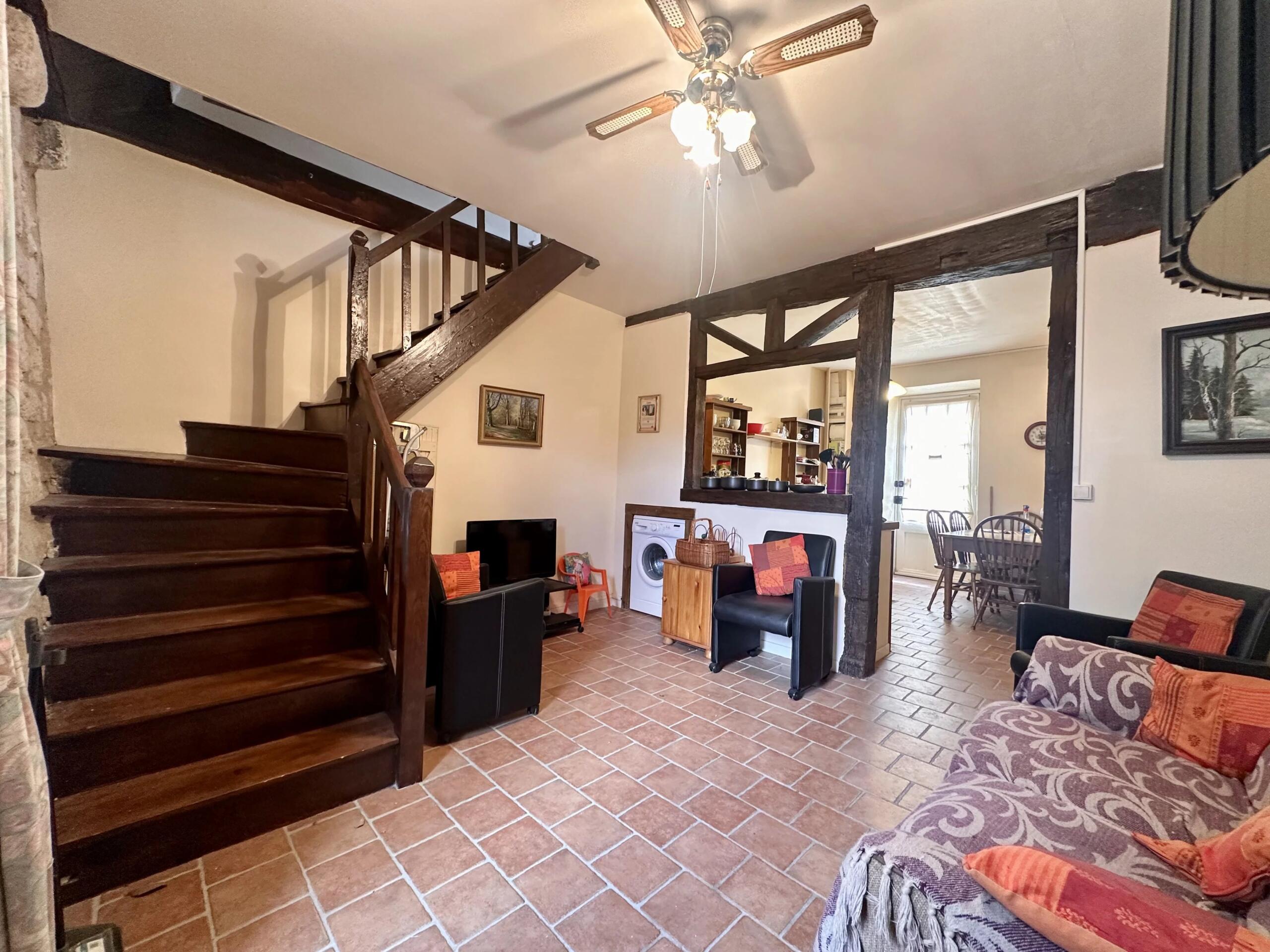 A two / three bedroom house in Eymet’s bastide, Aquitaine – France – BVI85733