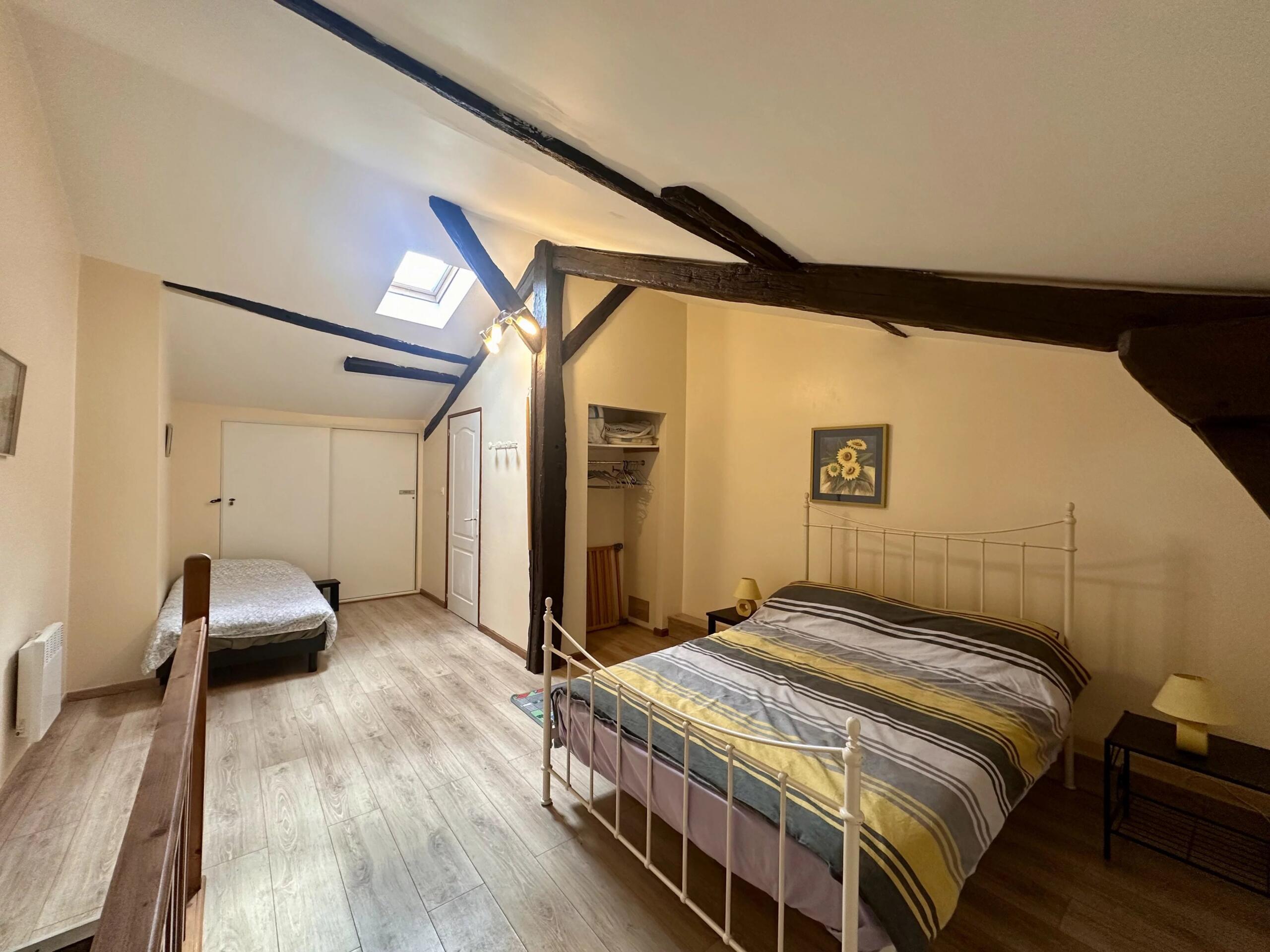 A two / three bedroom house in Eymet’s bastide, Aquitaine – France – BVI85733