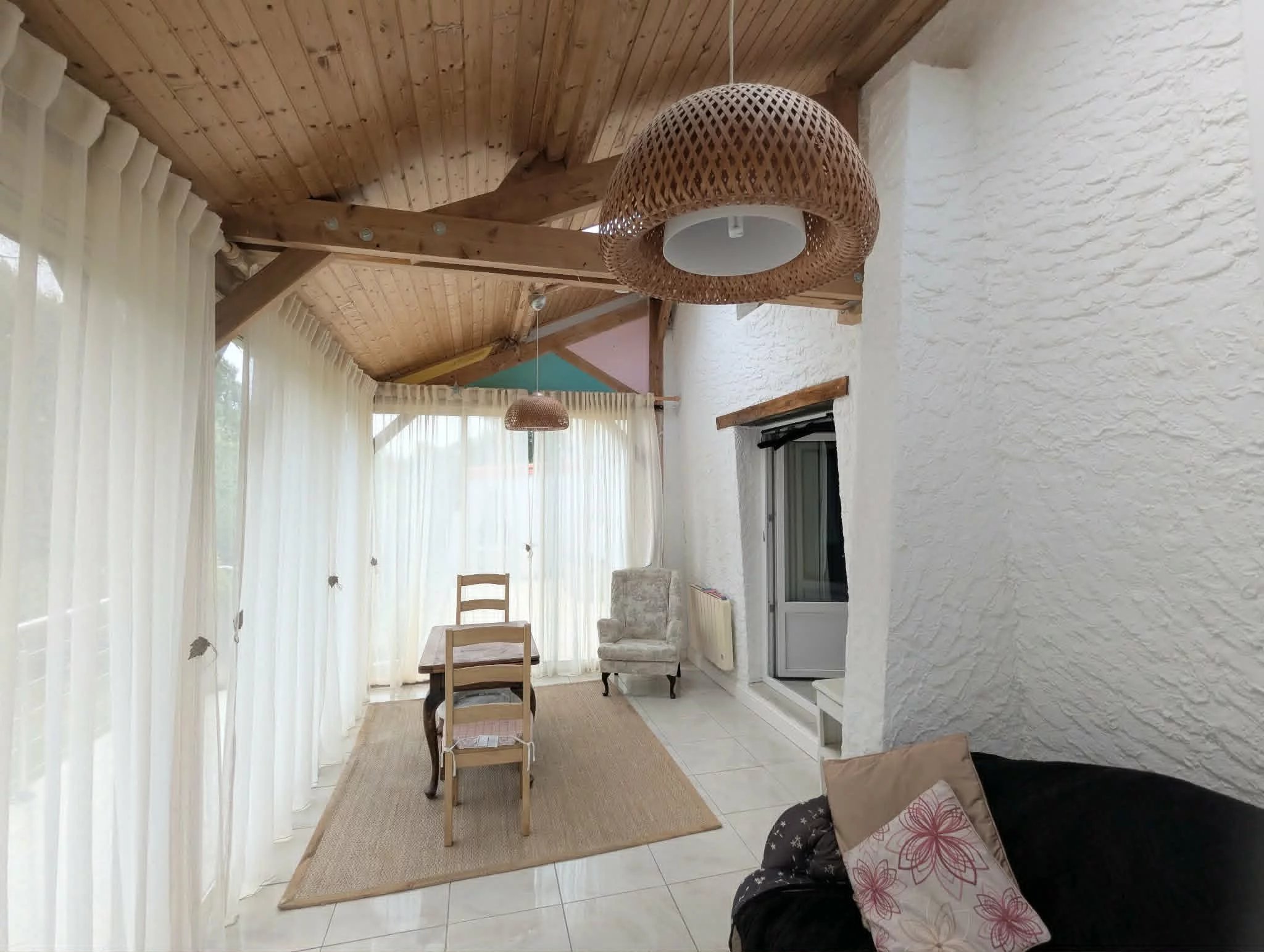 Beautiful house with pool and lovely gardens, Pays de la Loire – France – BVI86043