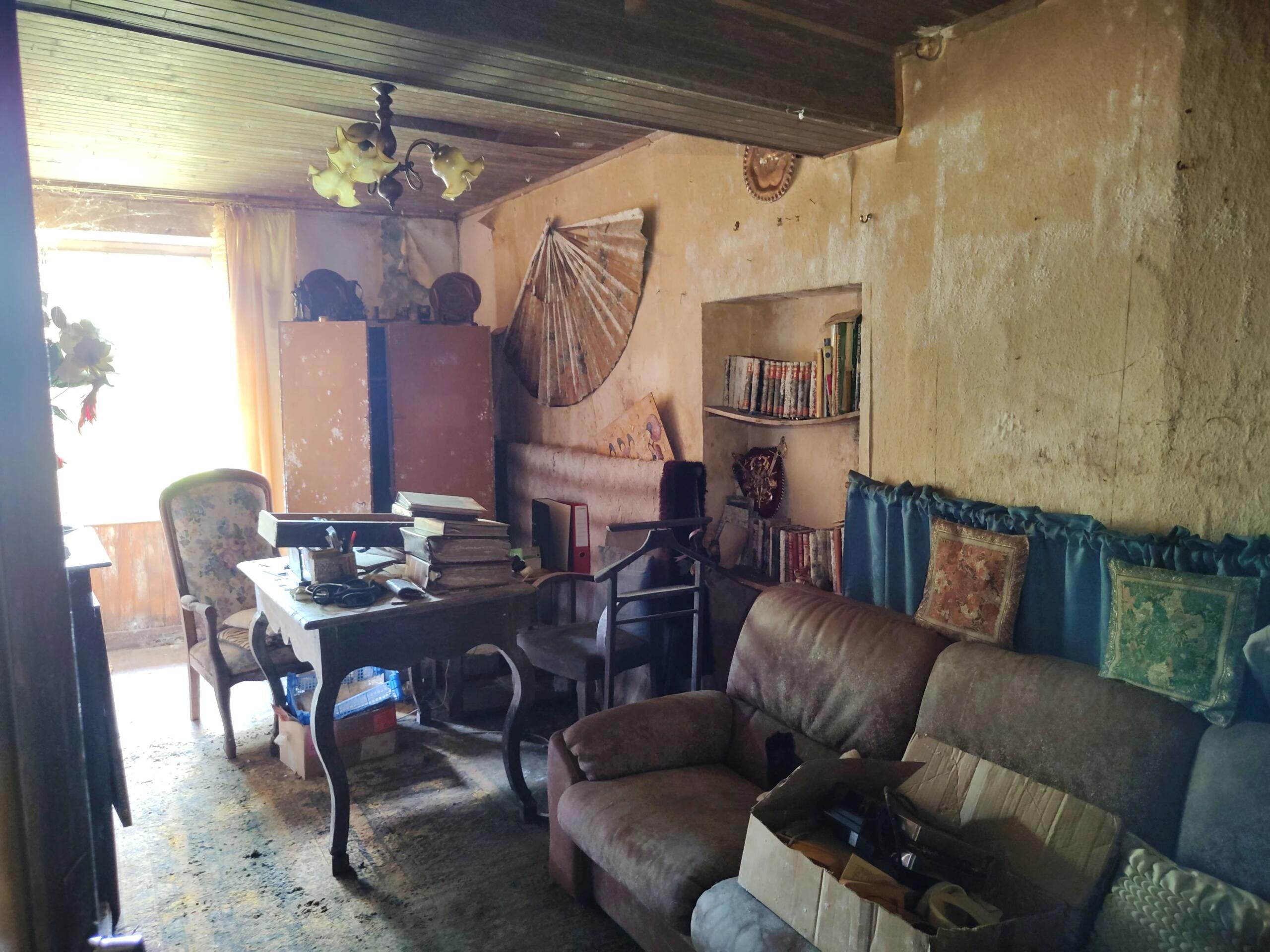 Charming Stone Property to Renovate with Countryside Views, Aquitaine – France – BVI85131