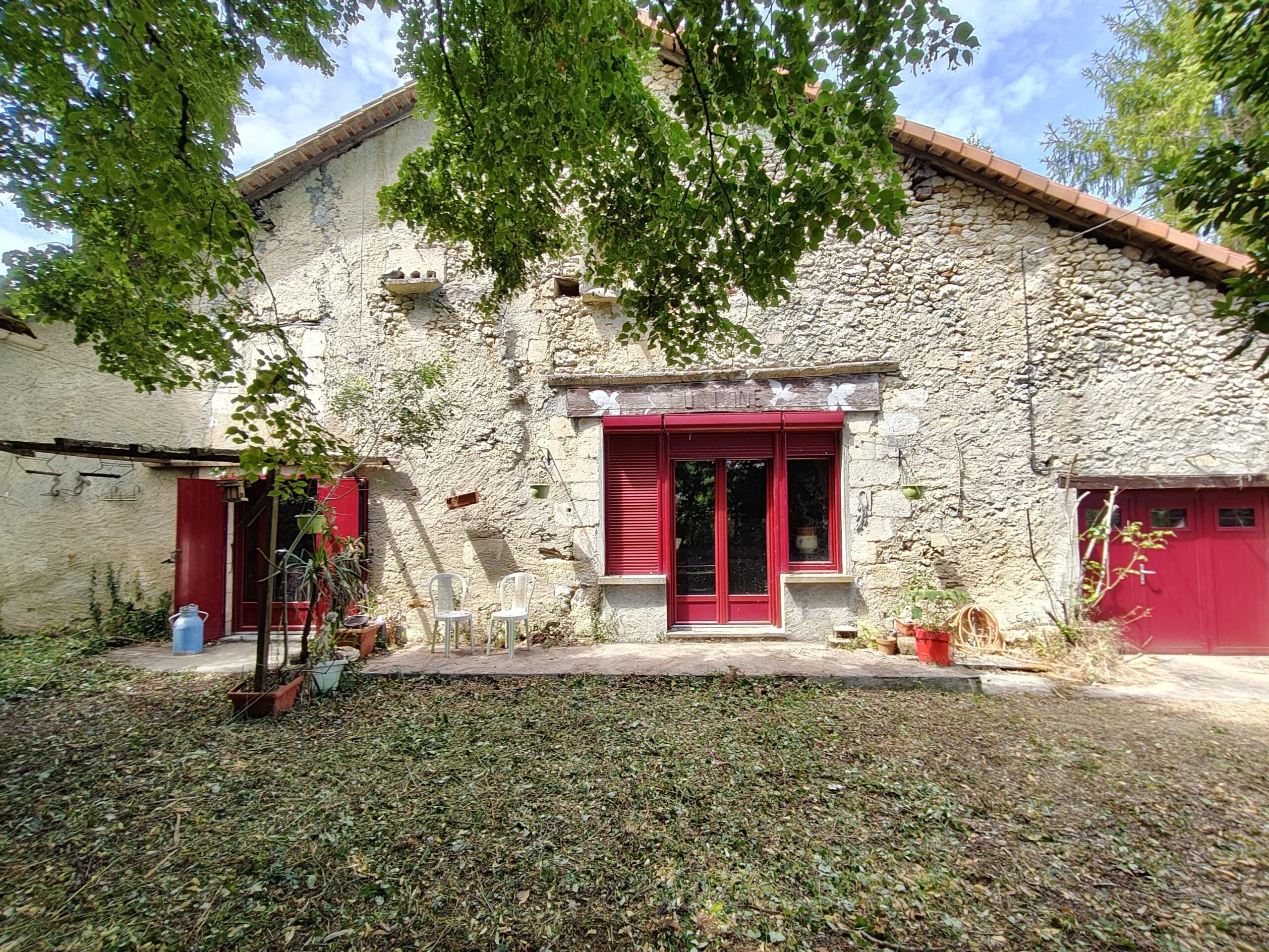 Charming Stone Property to Renovate with Countryside Views, Aquitaine – France – BVI85131