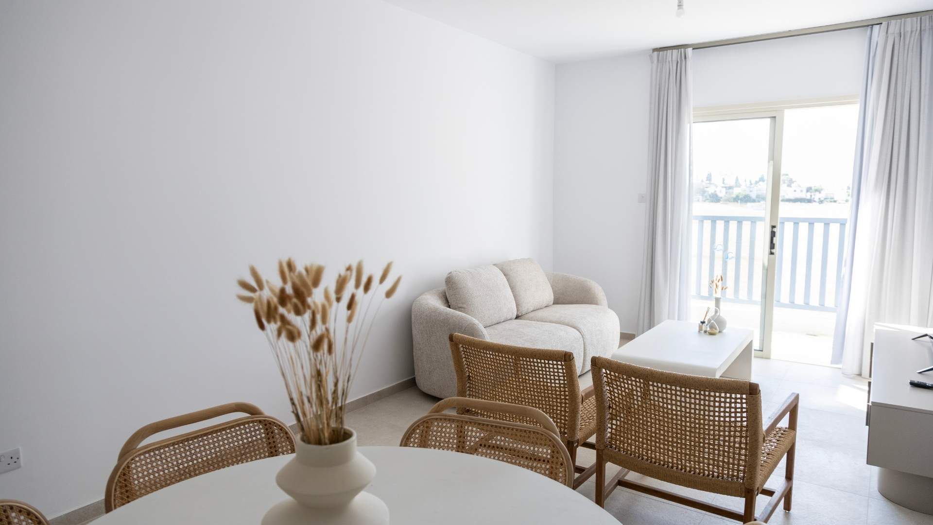 2 bedroom Apartments / Penthouses in Kato Paphos, Paphos, Cyprus – A-B11-211-PG