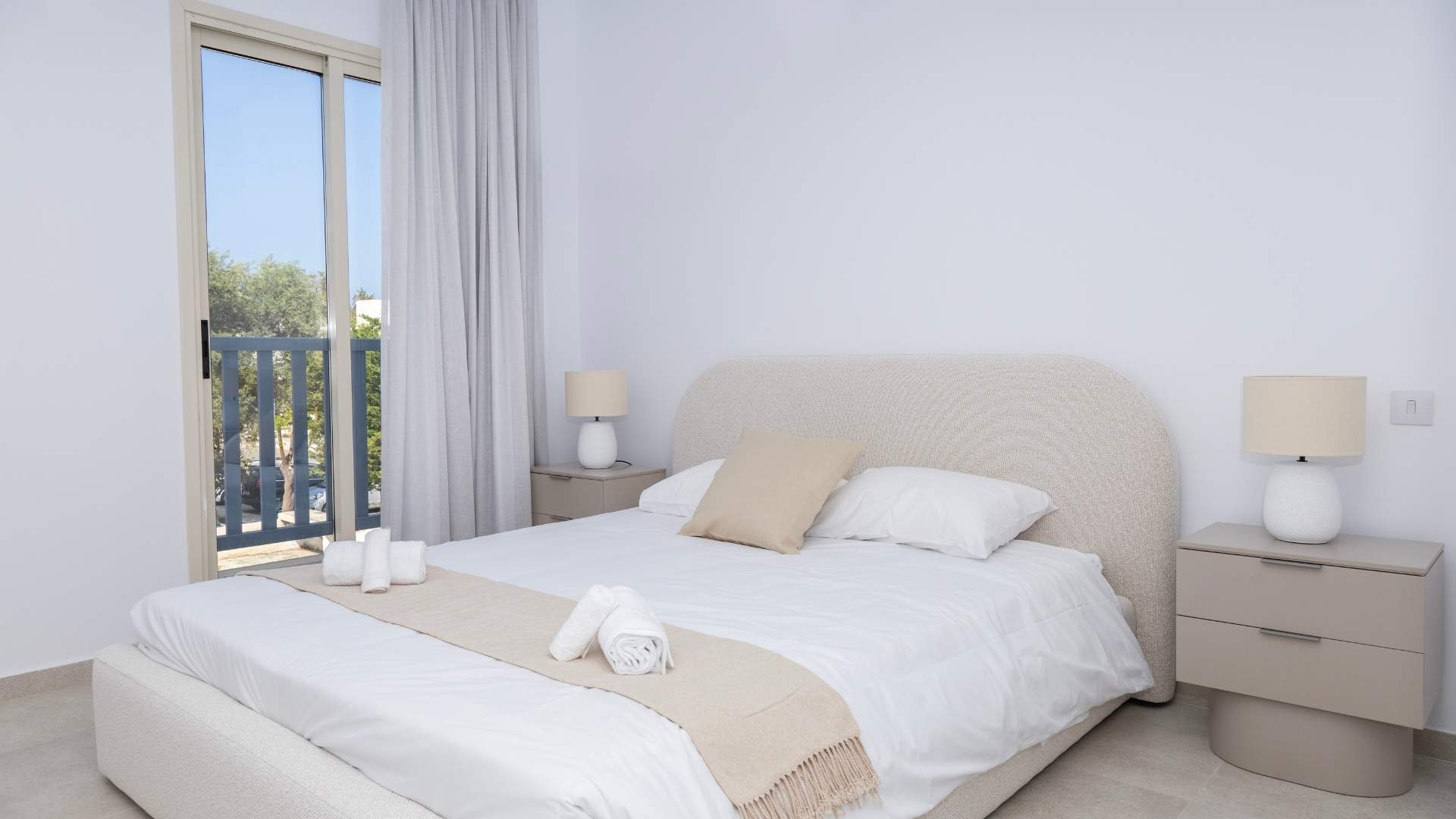 2 bedroom Apartments / Penthouses in Kato Paphos, Paphos, Cyprus – A-B11-211-PG