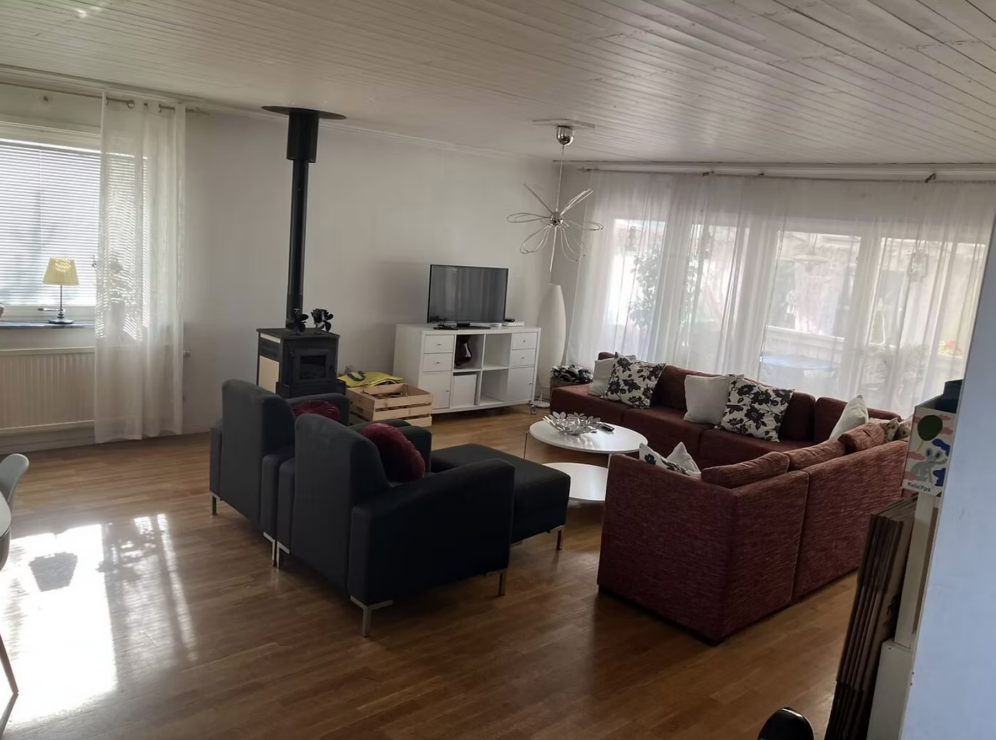 Large 4 Bedroom Scandinavian Home – Seskarö Island, Sweden – Completely Paid Off Within Just 2 Years – No Mortgage Required