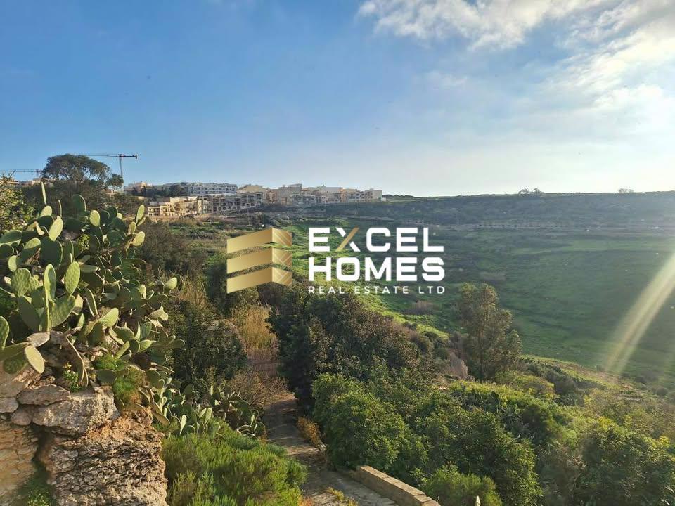 4 bedroom Farmhouse in Nadur, Malta – 68827