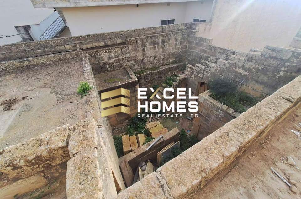 4 bedroom Farmhouse in Nadur, Malta – 68827