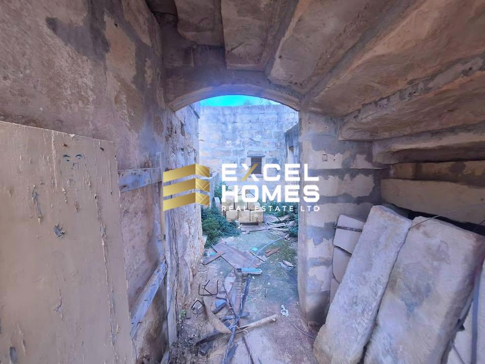 4 bedroom Farmhouse in Nadur, Malta – 68827