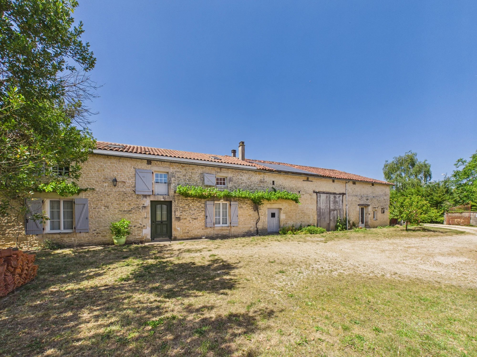 Exceptional Character Property with Separate Apartment, Potential Gîte, Garages and Large Hangar, Poitou-Charentes – France – BVI85873