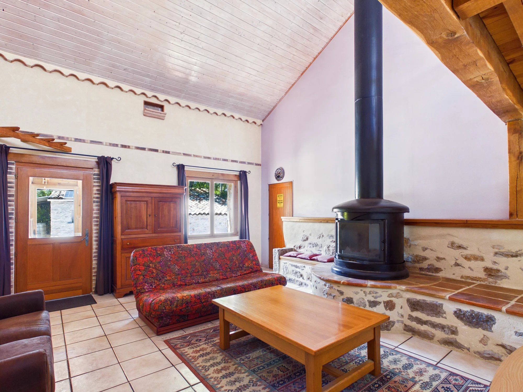 Eco-Friendly Character Home with Independent Guest Accommodation and Jacuzzi in Montricoux Area, Midi-Pyrénées – France – BVI86066
