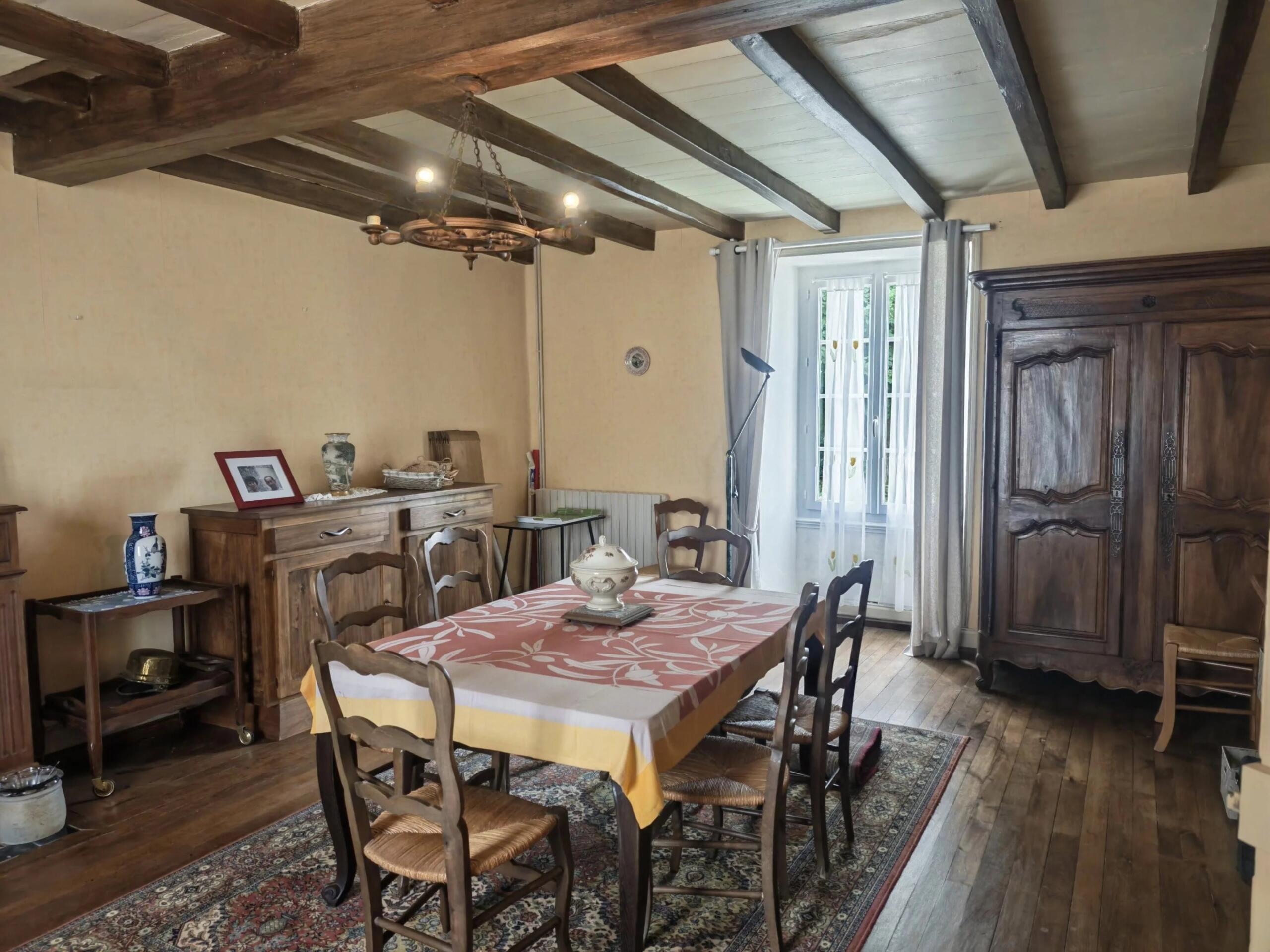 Beautiful character property in St Quentin de Chalais, Poitou-Charentes – France – BVI84745