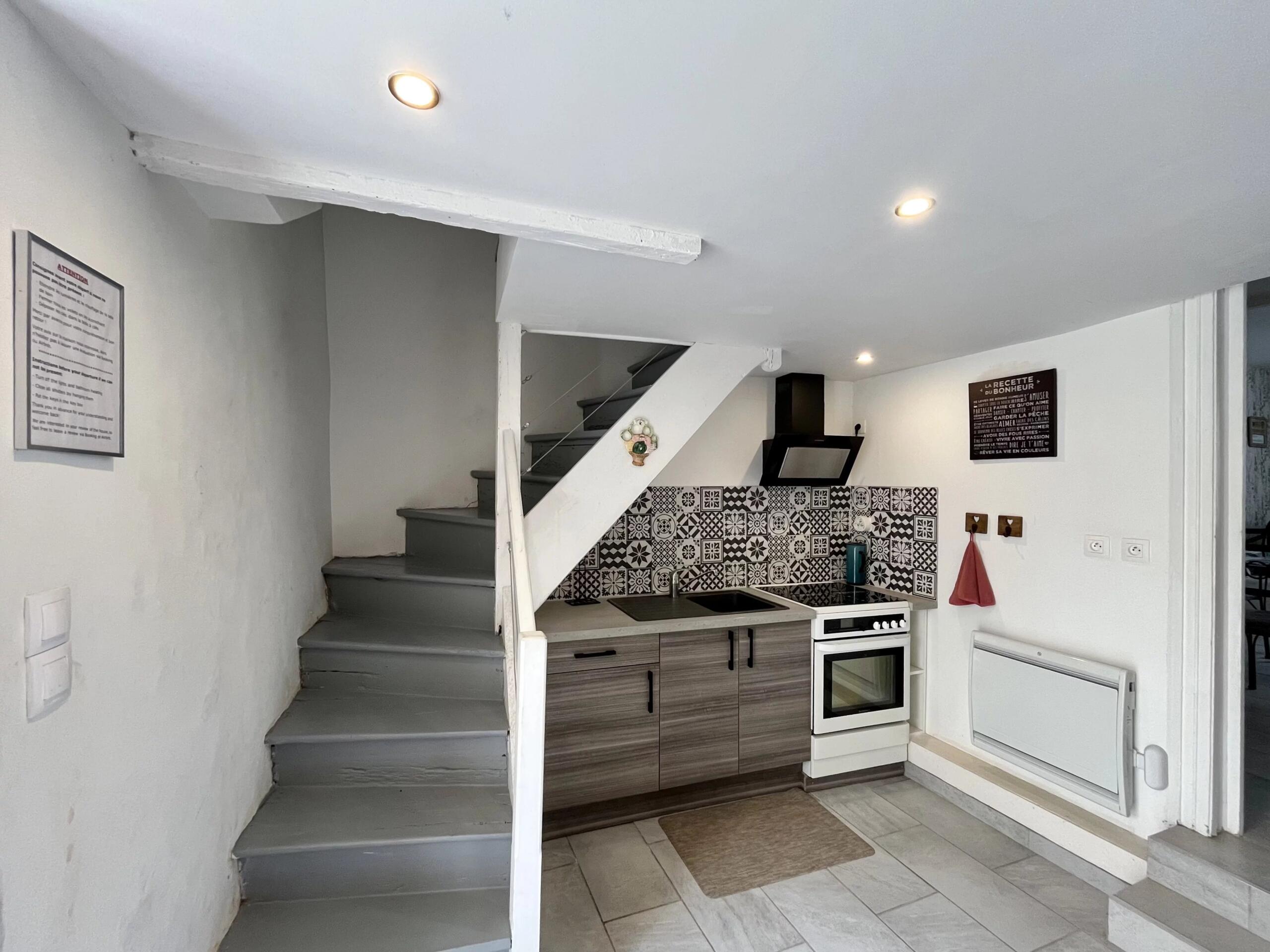 Excellent condition two bedroom house in Aubeterre-sur-Dronne, Champagne-Ardenne – France – BVI85885
